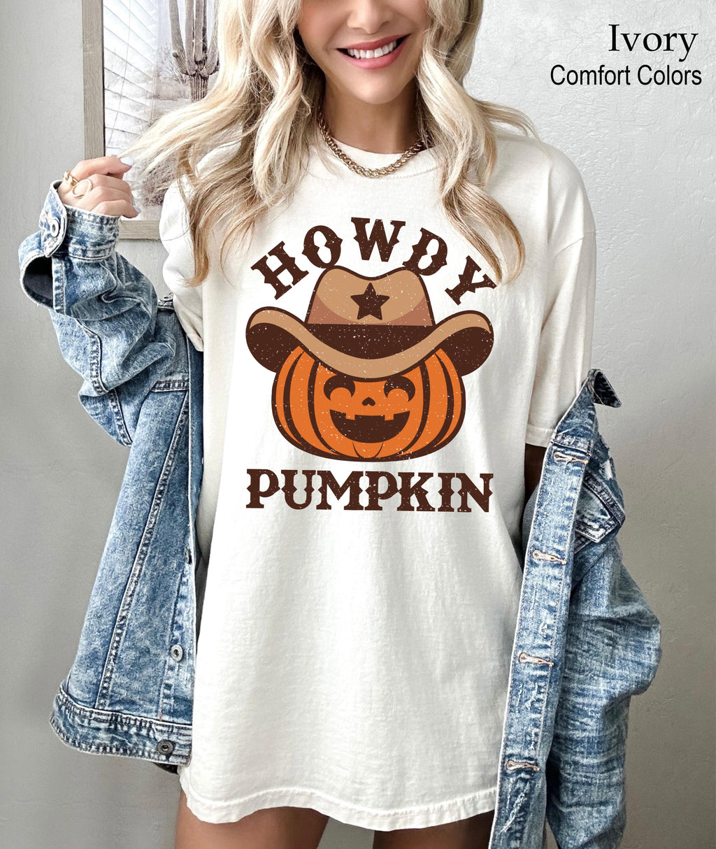 Howdy Pumpkin Halloween Shirt, Cute Women's Western Halloween Tee, Fall Pumpkin Season Shirt, Retro Halloween Shirt, Western Fall Shirt