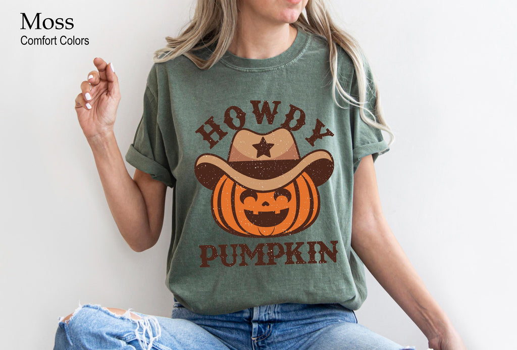 Howdy Pumpkin Halloween Shirt, Cute Women's Western Halloween Tee, Fall Pumpkin Season Shirt, Retro Halloween Shirt, Western Fall Shirt