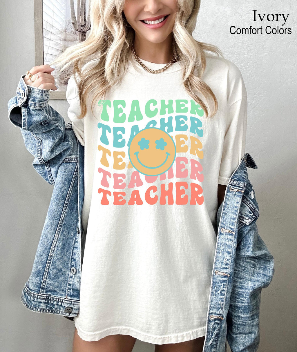 Smile Face Teacher Shirt, Teacher Life Shirt, Retro Teacher Shirt, Funny Teacher T-shirt, Back to School Shirt, Teacher Appreciation