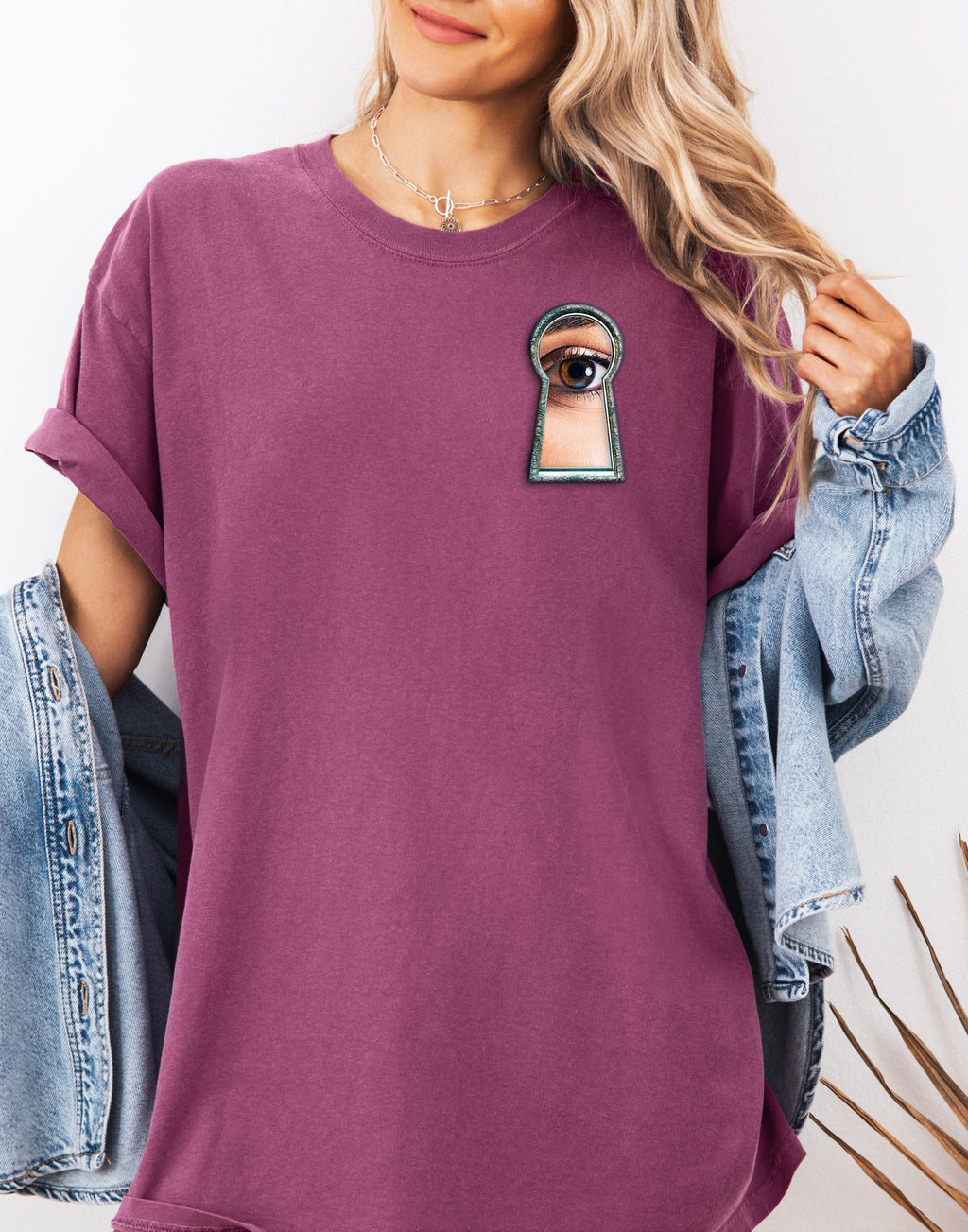 The Housemaid Shirt With Symbolic Keyhole T-Shirt,The Housemaid Tee,Freida McFadden Fan Shirt,The Housemaid Merch,Freida McFadden Lovers
