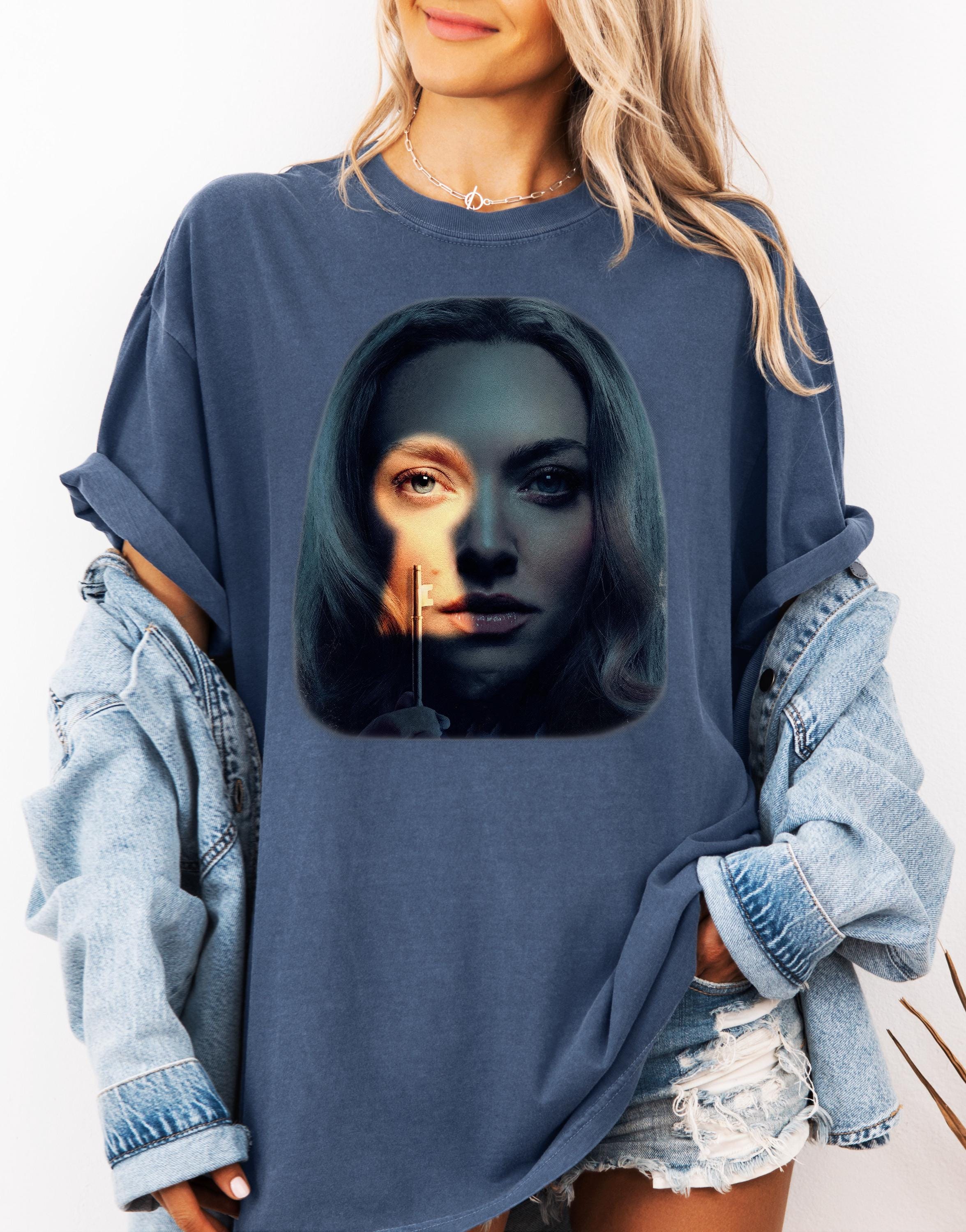 Freida McFadden Shirt,The Housemaid Shirt,Housemad Film Lovers Gift,Thriller Book Lover T-Shirt,Freida McFadden Lovers Shirt,Movie Fan Tee