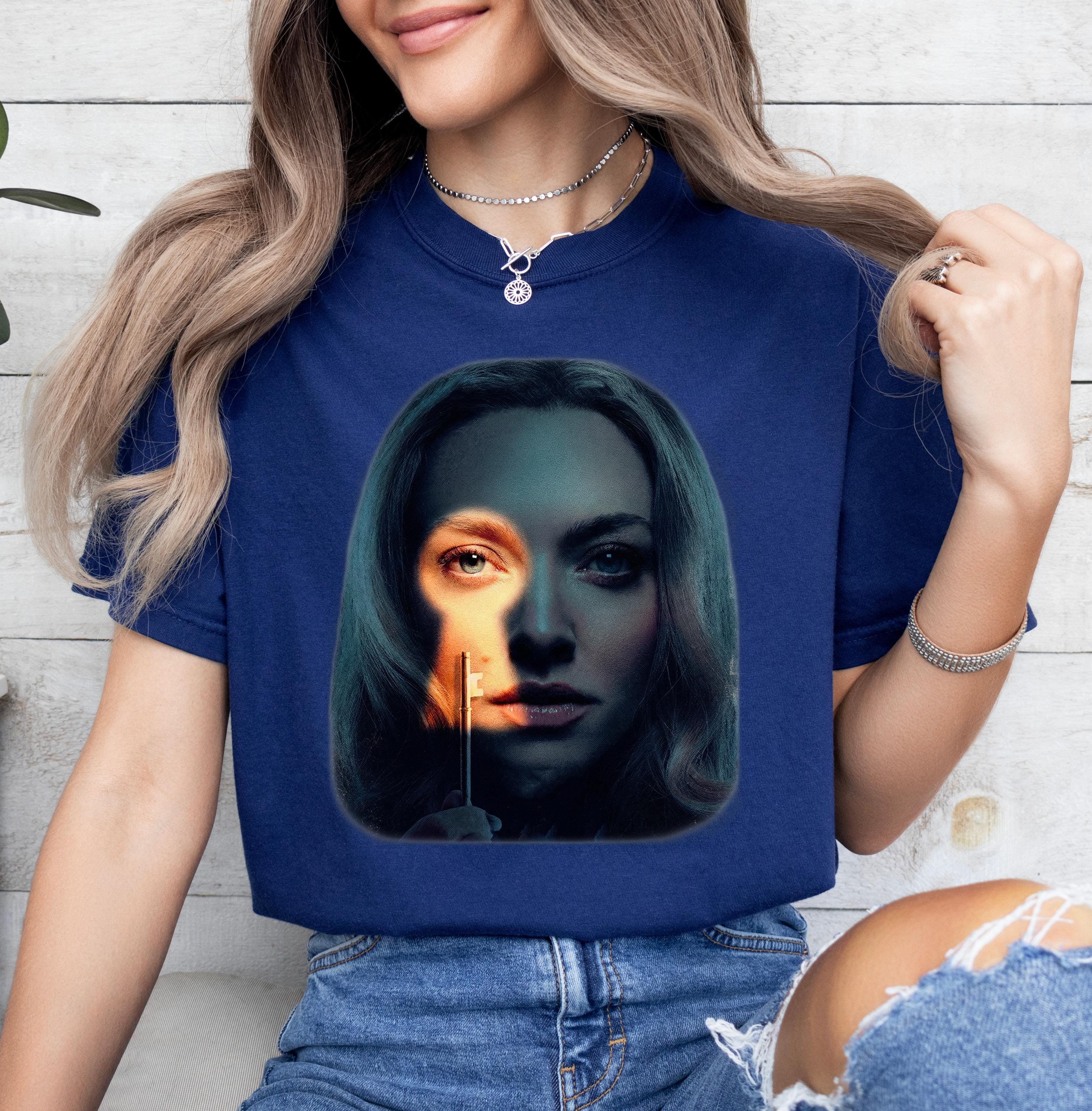 Freida McFadden Shirt,The Housemaid Shirt,Housemad Film Lovers Gift,Thriller Book Lover T-Shirt,Freida McFadden Lovers Shirt,Movie Fan Tee