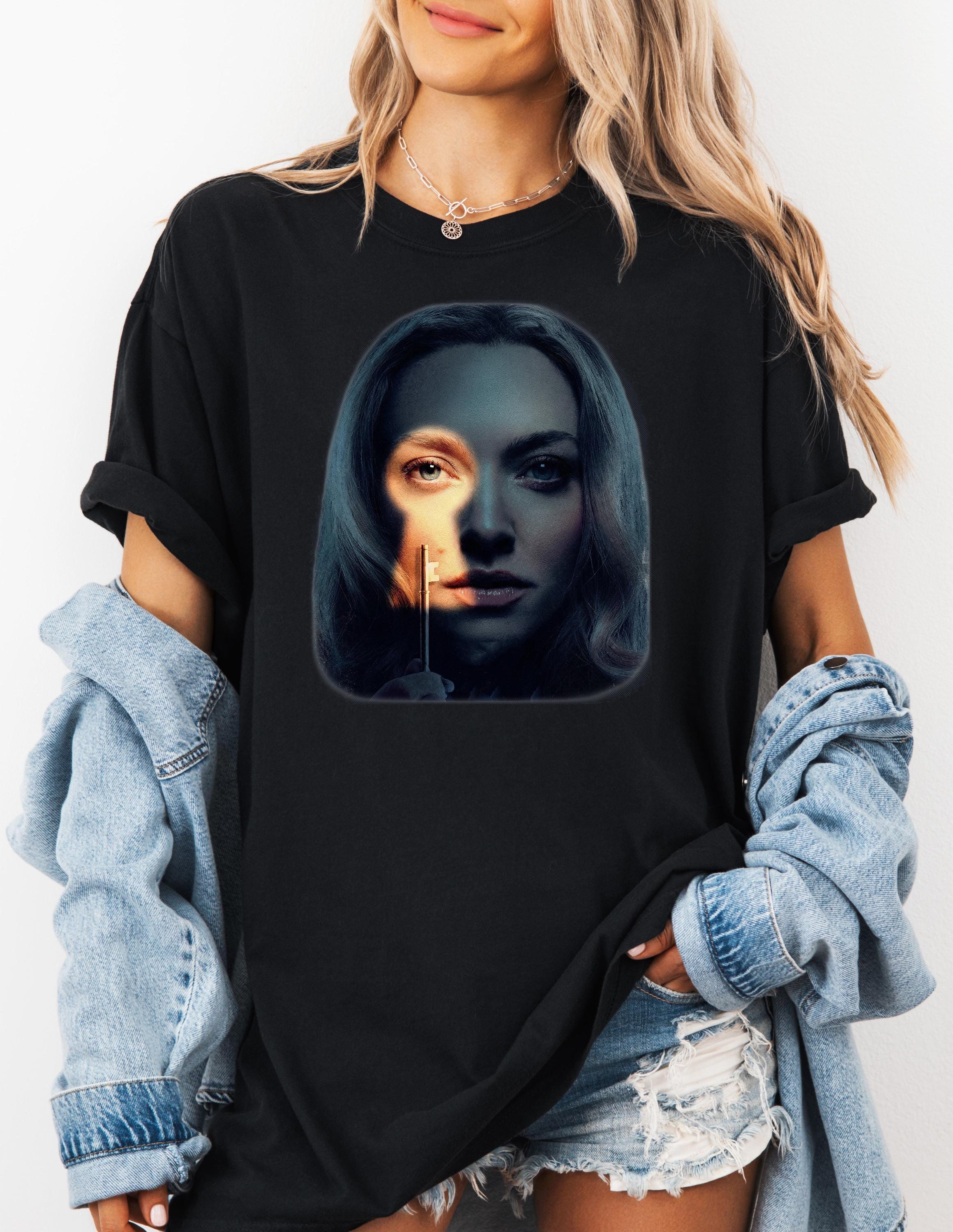 Freida McFadden Shirt,The Housemaid Shirt,Housemad Film Lovers Gift,Thriller Book Lover T-Shirt,Freida McFadden Lovers Shirt,Movie Fan Tee