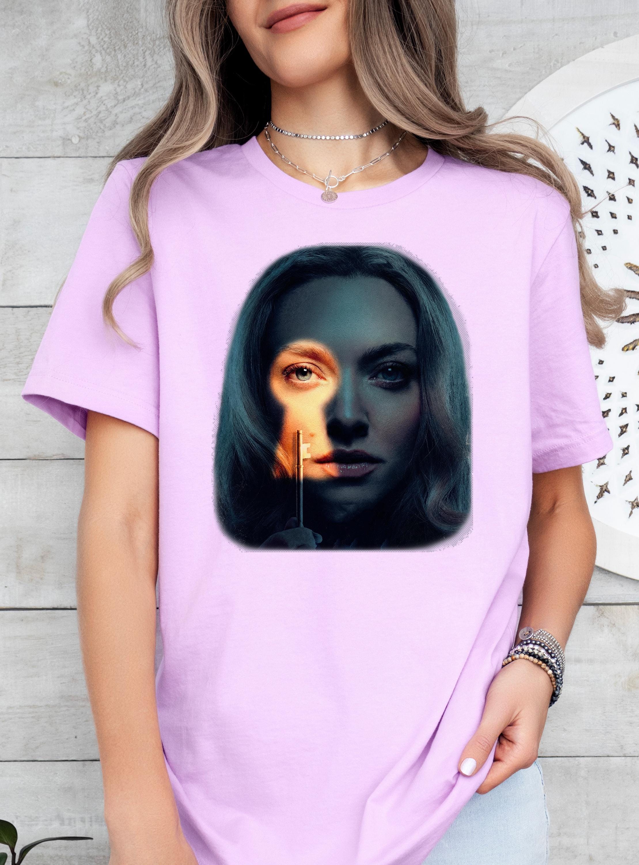 Freida McFadden Shirt,The Housemaid Shirt,Housemad Film Lovers Gift,Thriller Book Lover T-Shirt,Freida McFadden Lovers Shirt,Movie Fan Tee