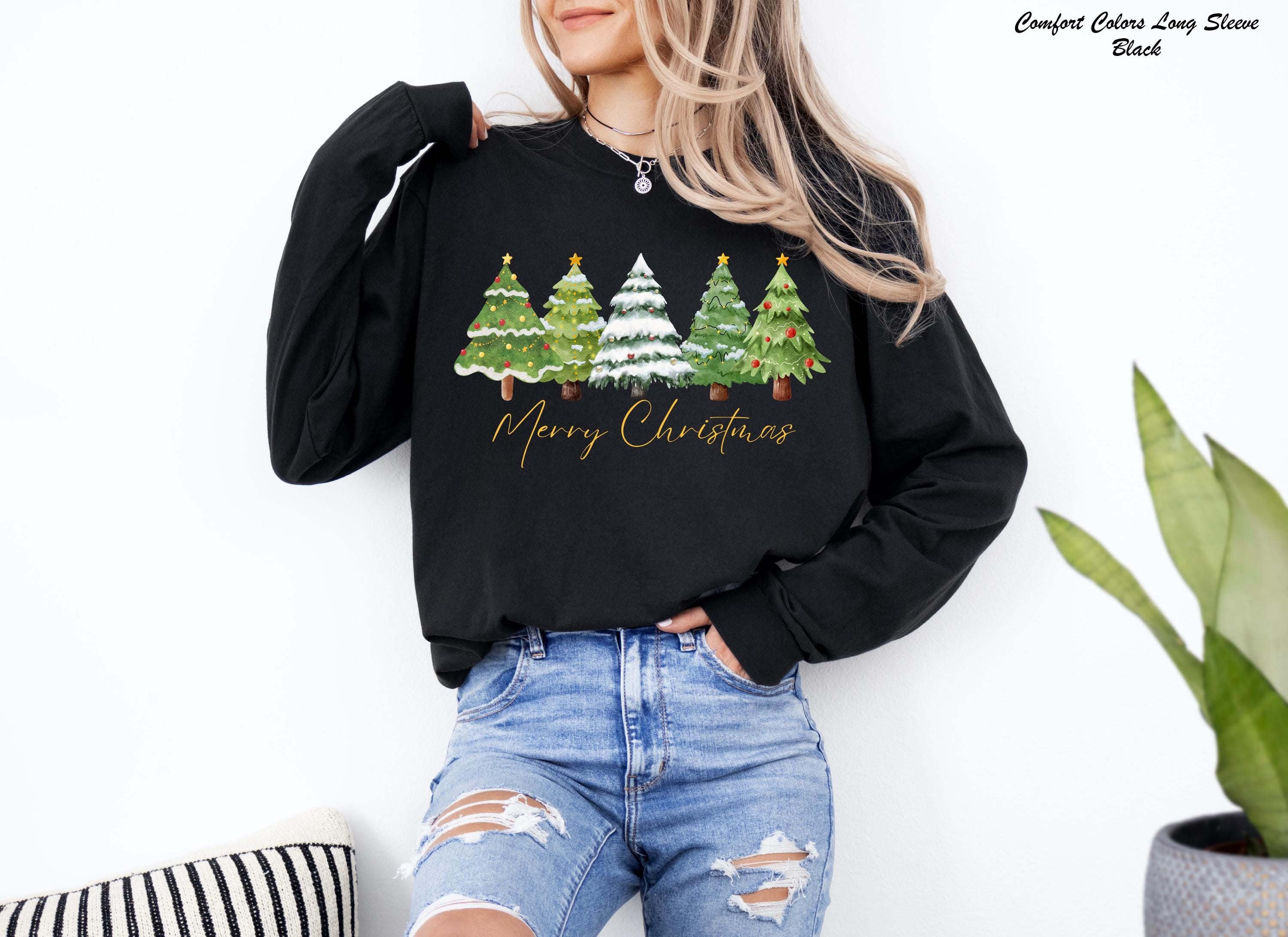 Green Trees Christmas Shirt, Merry Christmas Shirt, Womans Holiday Shirt, Christmas Party Shirt, Xmas Party Tee, Xmas Gift, Winter Shirt