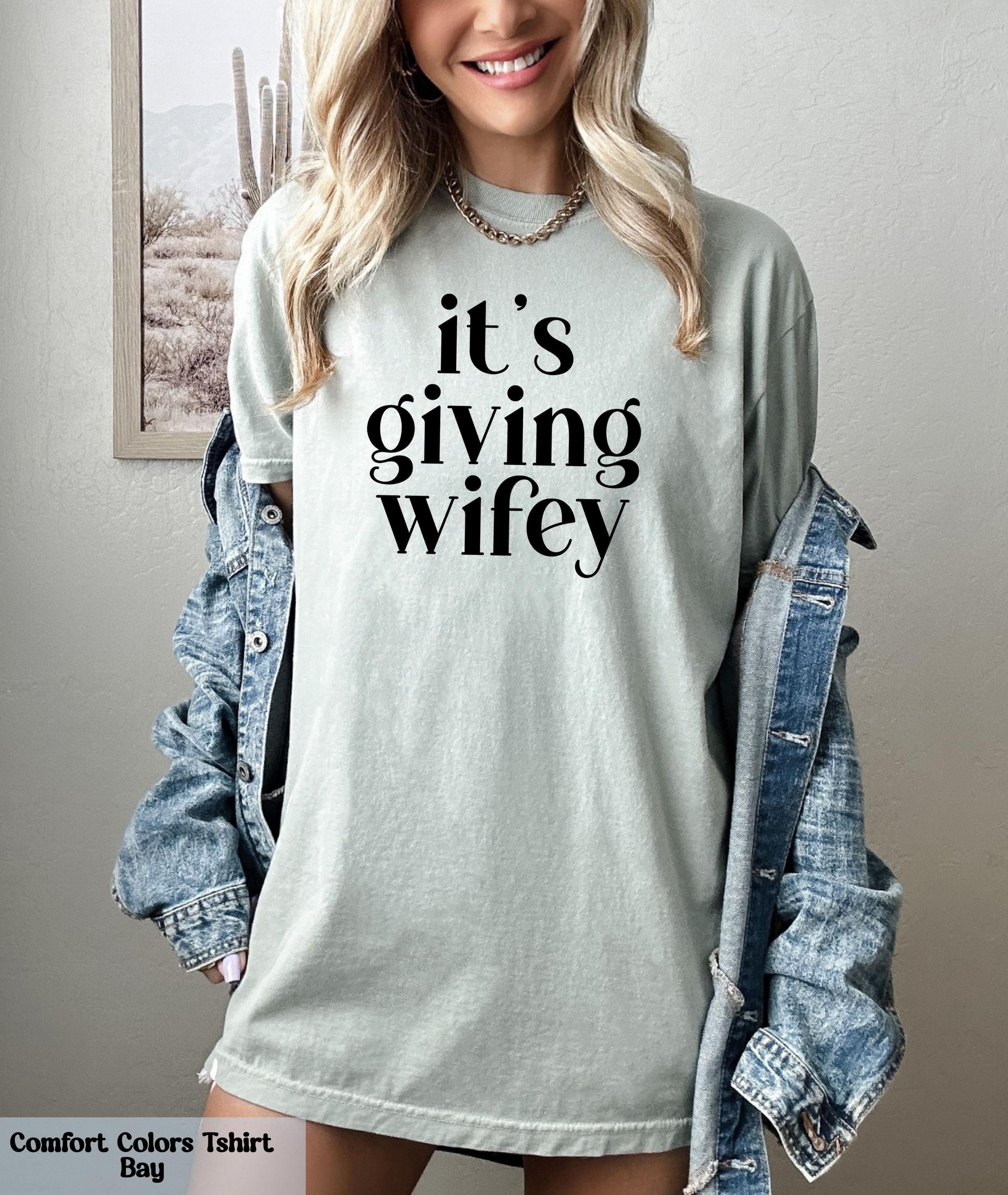 Its Giving Wifey T-Shirt, Bride to Be Shirt, Newlywed Tee, Honeymoon Outfit, Wedding Day T-Shirt, Wifey Vibes Shirt, Bridal Gift for Wife