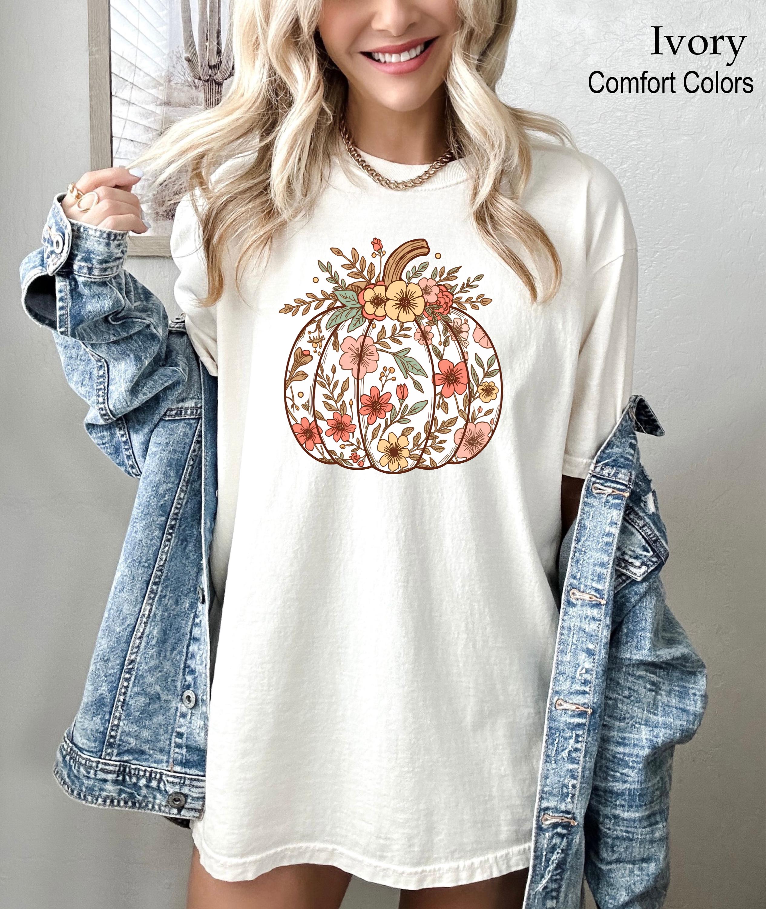 Fall Season Floral Pumpkin Shirt,Cozy Thanksgiving Autumn T-Shirt,Flower Pumpkin Shirt, Halloween Pumpkin Shirt, Floral Pumpkin Season Tee