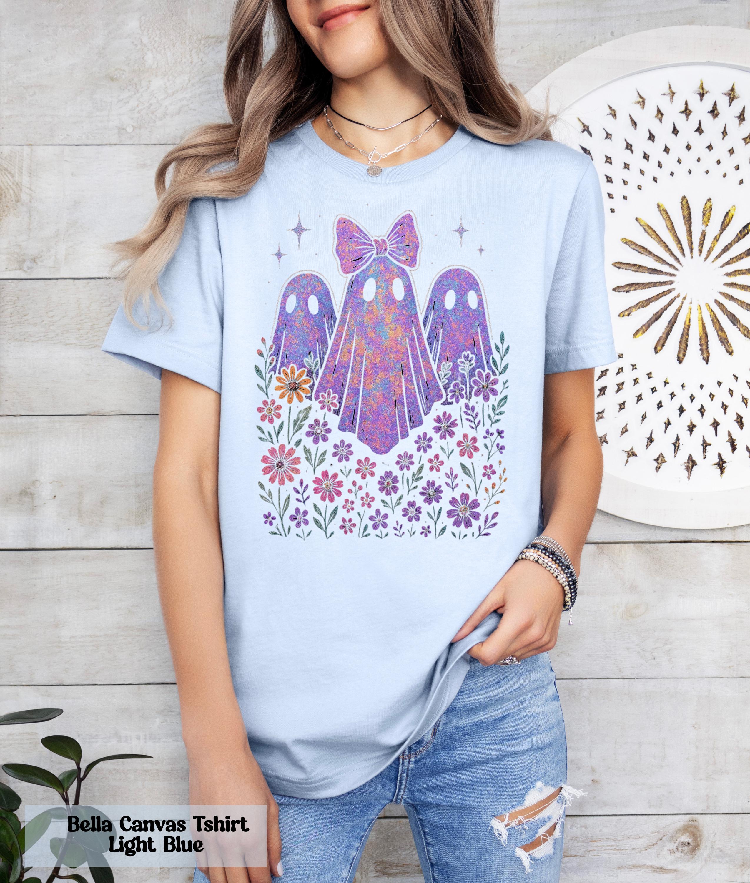 Comfort Colors Floral Halloween Ghost Shirt, Purple Ghost Shirt, Cute Kawaii Aesthetic Tee, Halloween Ghost Tee, Funny Spooky Season Shirt