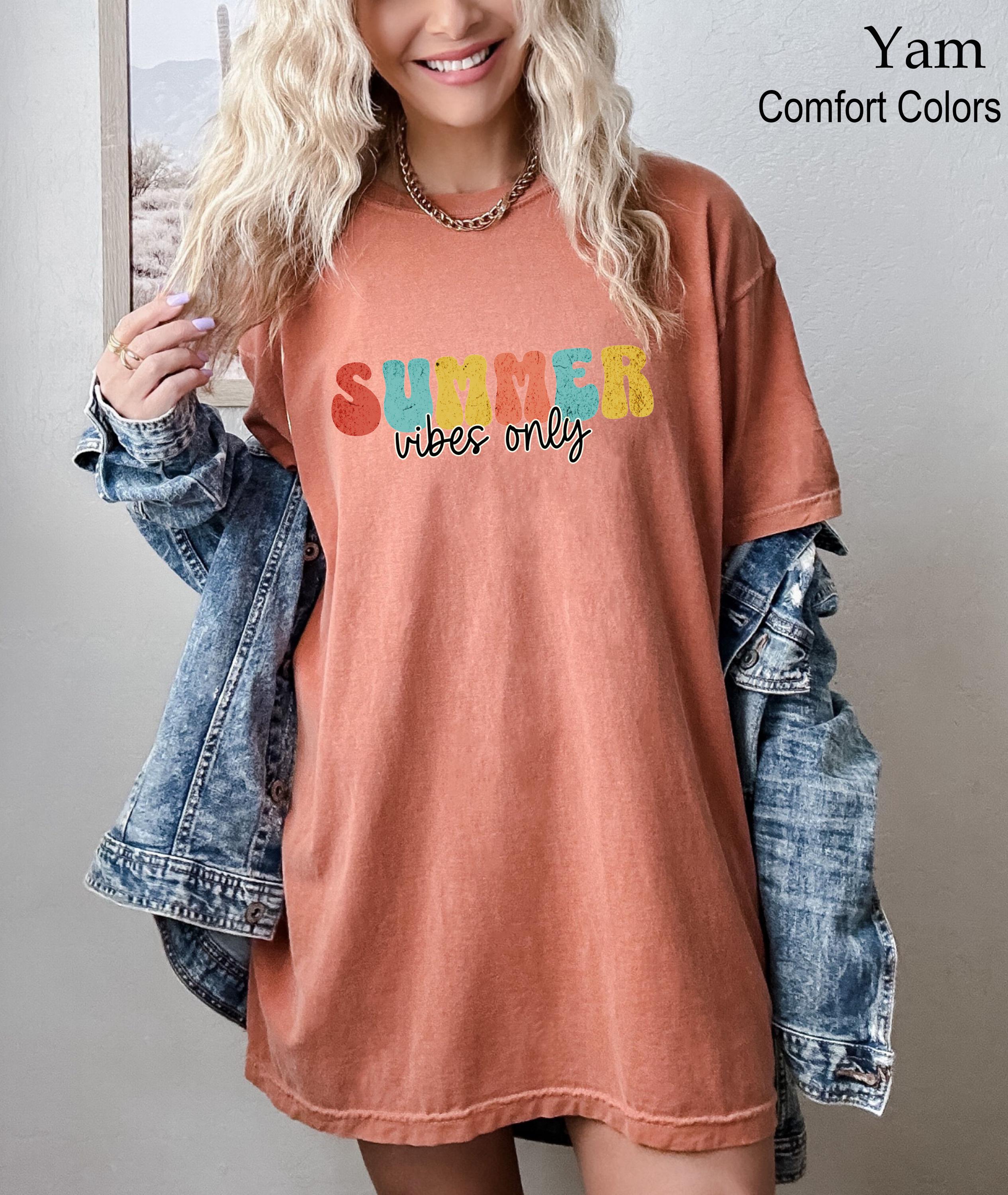 Cute Summer Vibes Only T-Shirt, Summer Vacation Tee,  Fun Summer Shirt, Retro Vacation Shirts, Hello Summer Tee, Beach Vacation Shirts