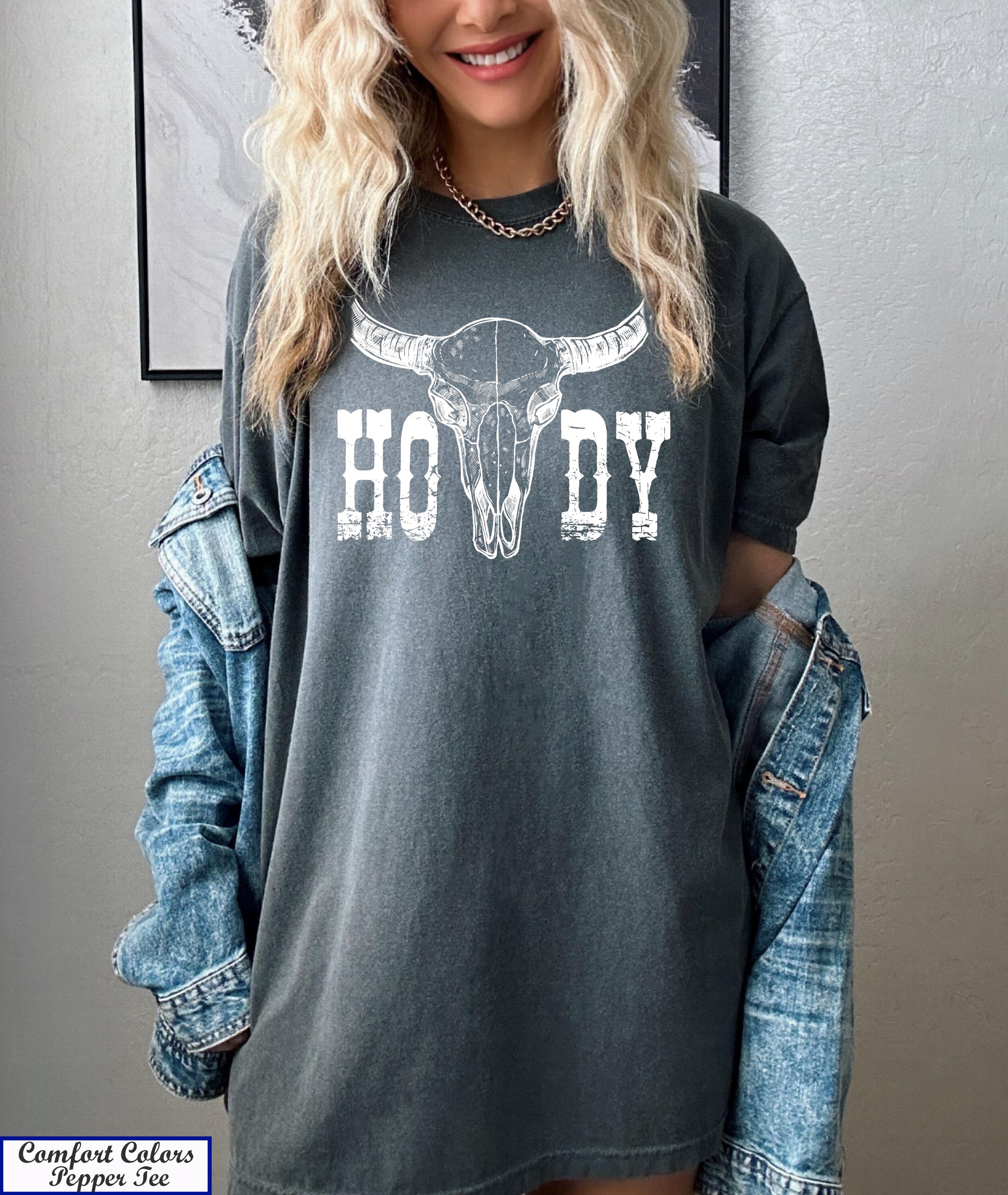 Howdy Shirt, Western Shirt, Wild West Shirt,Cowboy Tee,Cowgirl Shirt,Country Girl Shirt,Boho Chic Shirt,Vintage Bull Skull Shirt,Cowgirl Tee