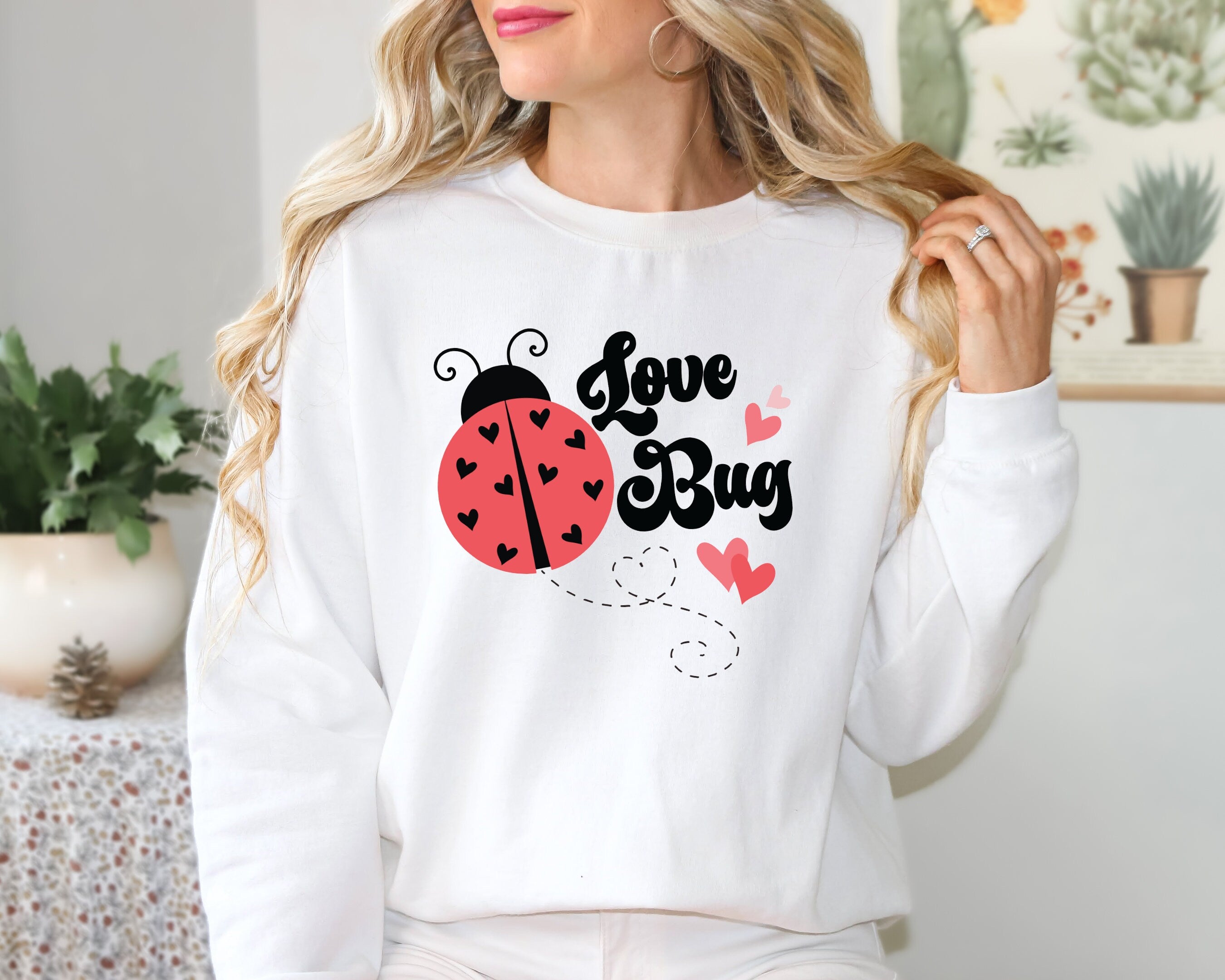 Love bug valentine galentine, Valentines girl , Galentines Sweatshirt, Best friends Sweatshirt, Xoxo Valentines shirt
