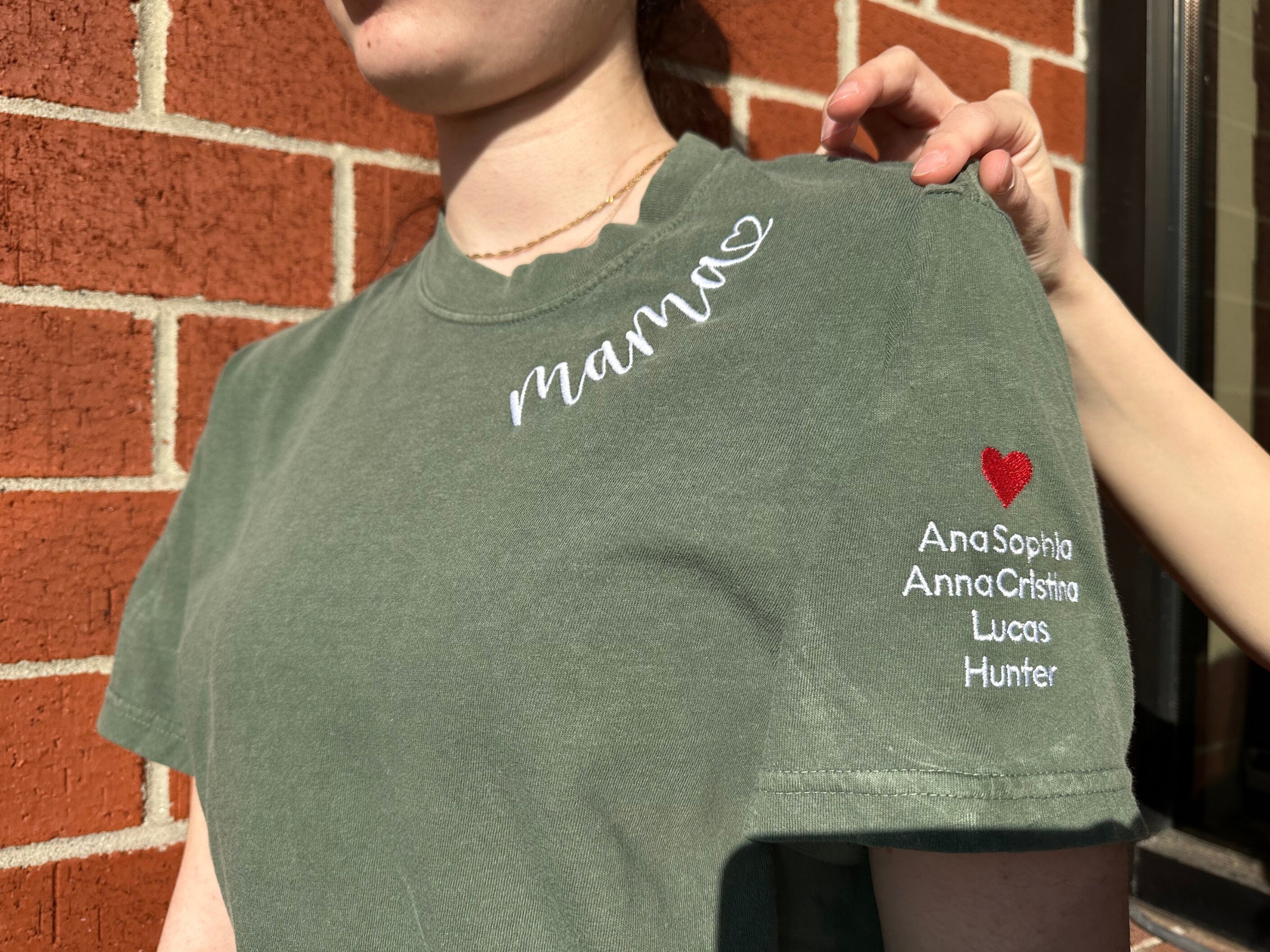Custom Mama Shirt with Children Name on Sleeve, Mama shirt, Custom Name Shirt, Grandma Shirt, Mother's Day Gift, Mom Shirt, Gift For Mom
