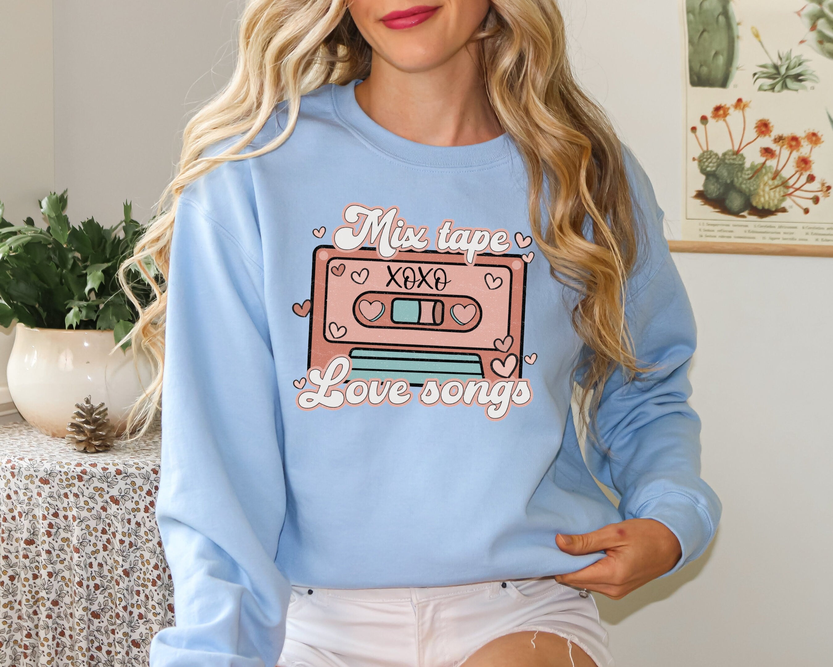 Mix tape galentine  Valentines girl  Galentines Sweatshirt , Best friends Sweatshirt, Xoxo radıo Valentines shirt