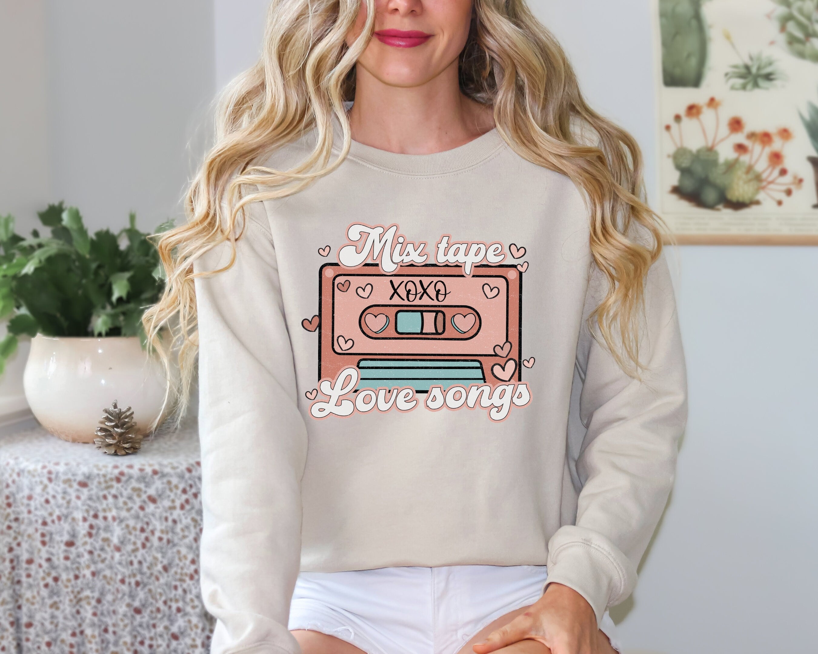 Mix tape galentine  Valentines girl  Galentines Sweatshirt , Best friends Sweatshirt, Xoxo radıo Valentines shirt