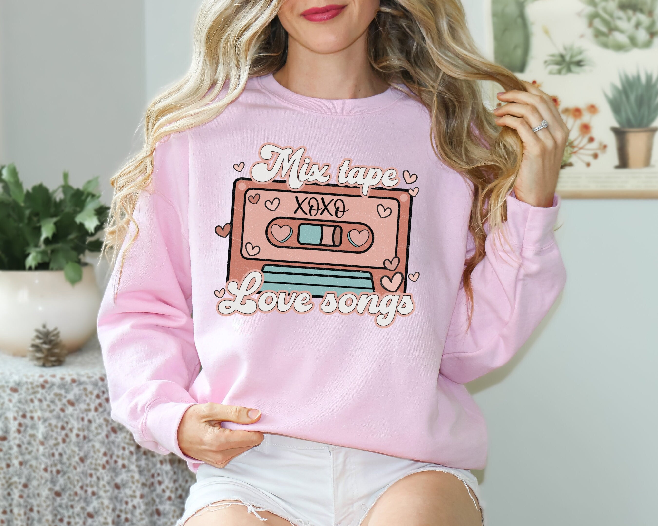 Mix tape galentine  Valentines girl  Galentines Sweatshirt , Best friends Sweatshirt, Xoxo radıo Valentines shirt