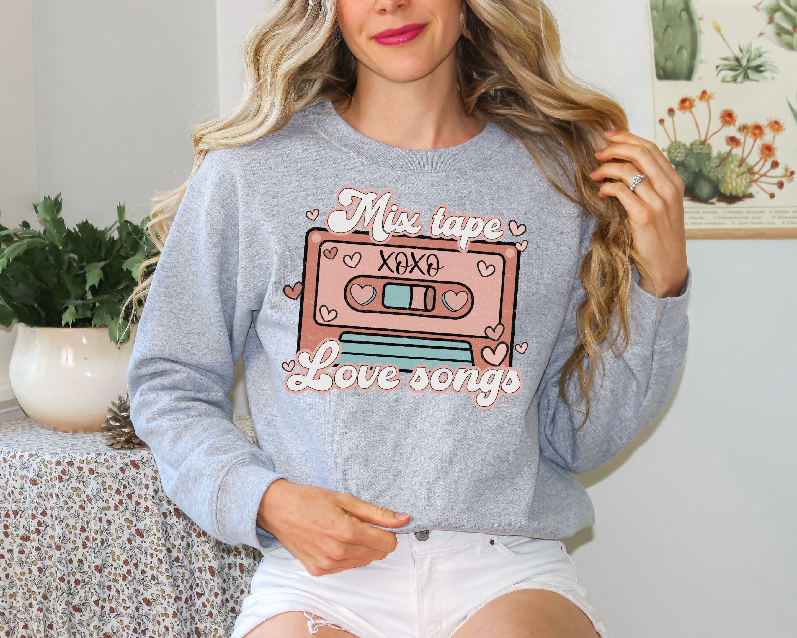 Mix tape galentine  Valentines girl  Galentines Sweatshirt , Best friends Sweatshirt, Xoxo radıo Valentines shirt