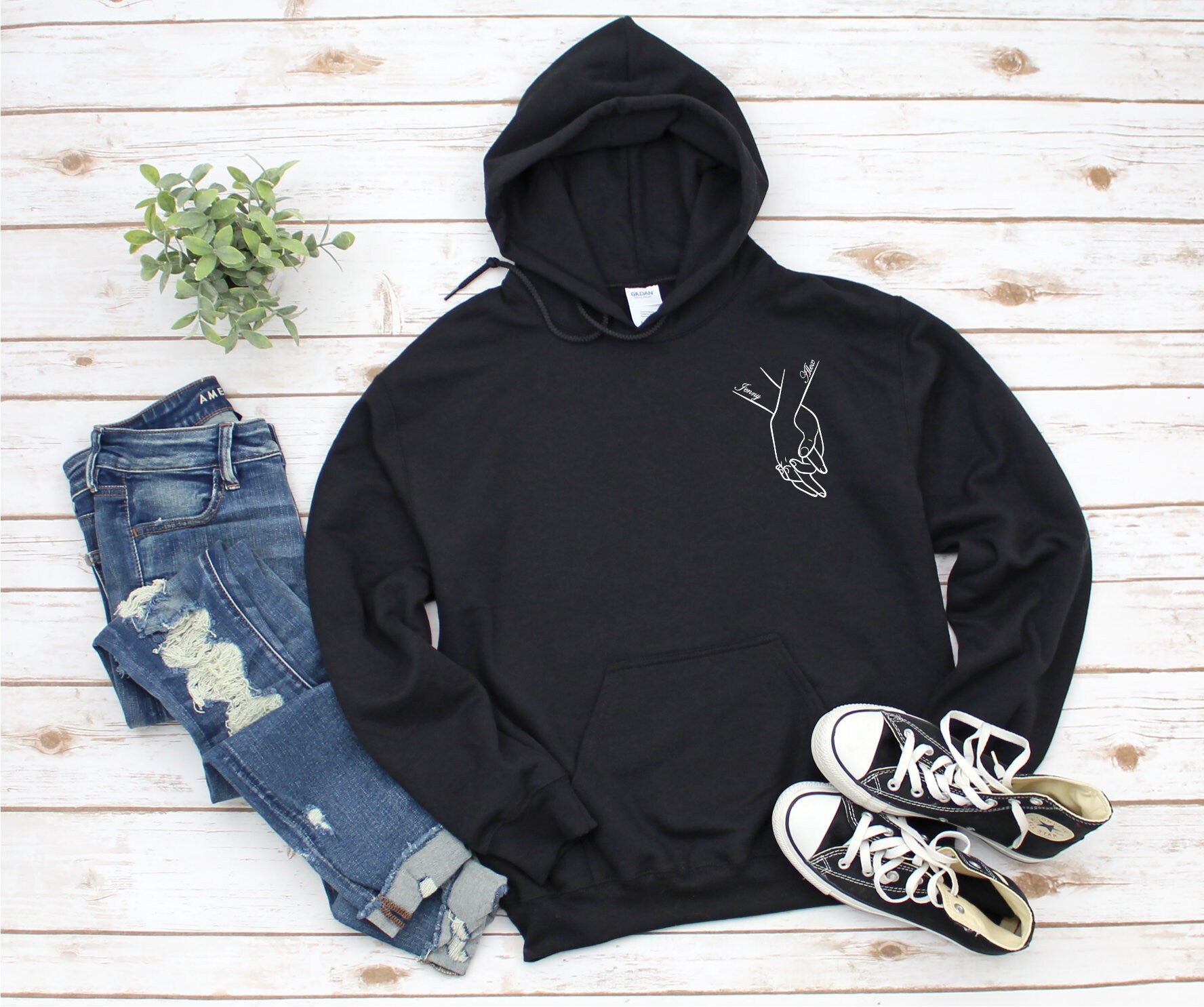 Couple Gift Custom Hoodie, Holding Hands Couple Hoodie, Personalized Couple Hoodie, Valentine Sweatshirt, Anniversary Gift, Valentine Hoodie