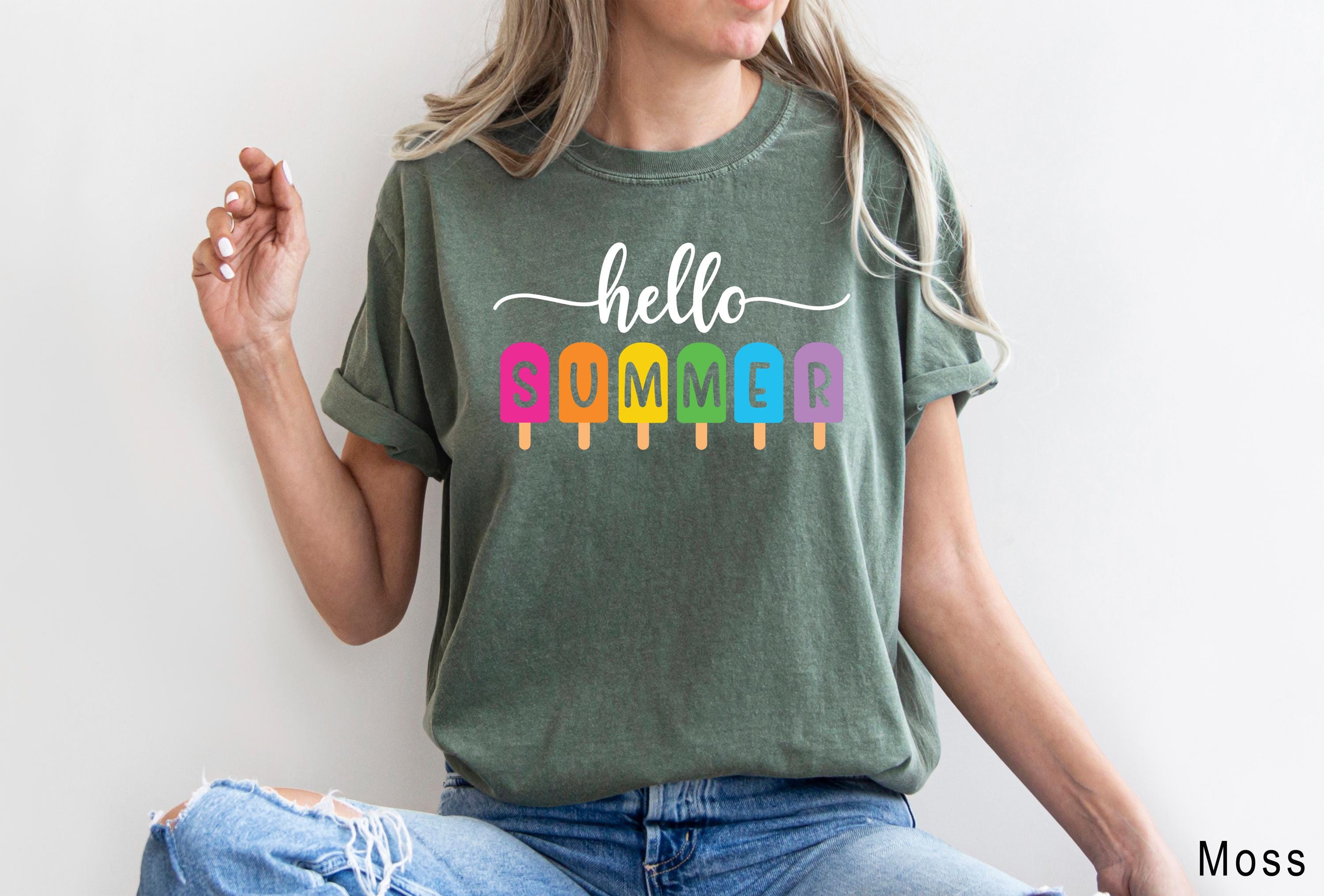 Hello Summer Shirt, Cute Summer Shirt, Summer Welcome Outfit Colorful Holiday Shirt,  Family Vacation Apparel Gift for Traveler Beach Tee