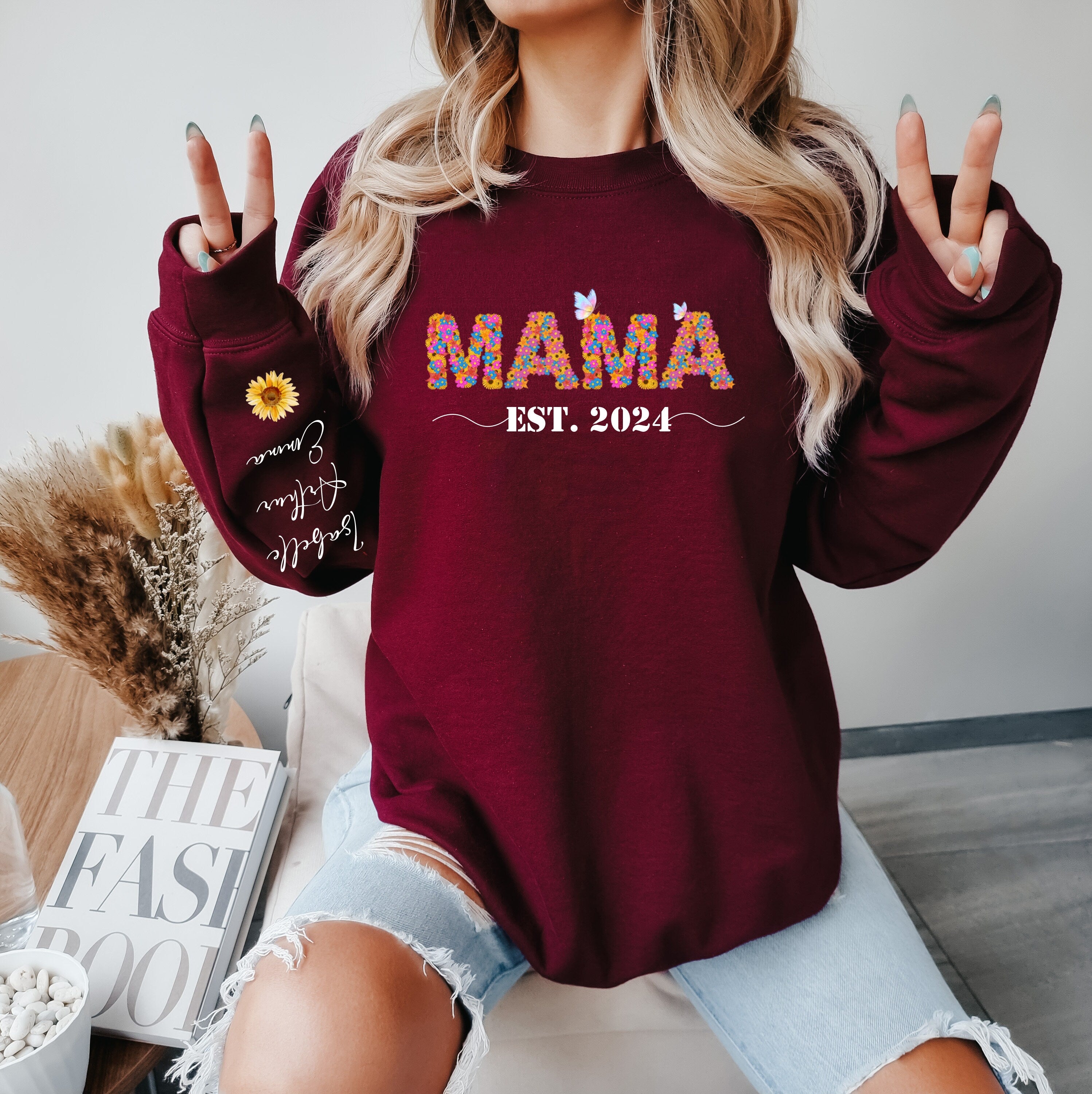Mama Est 2024 Sweatshirt Gift, Gift for New Mom, Flowers Mom Sweatshirt, Mama Est Sweatshirt, Mom Est 2024 Shirt, Mom 2024 Sweatshirt