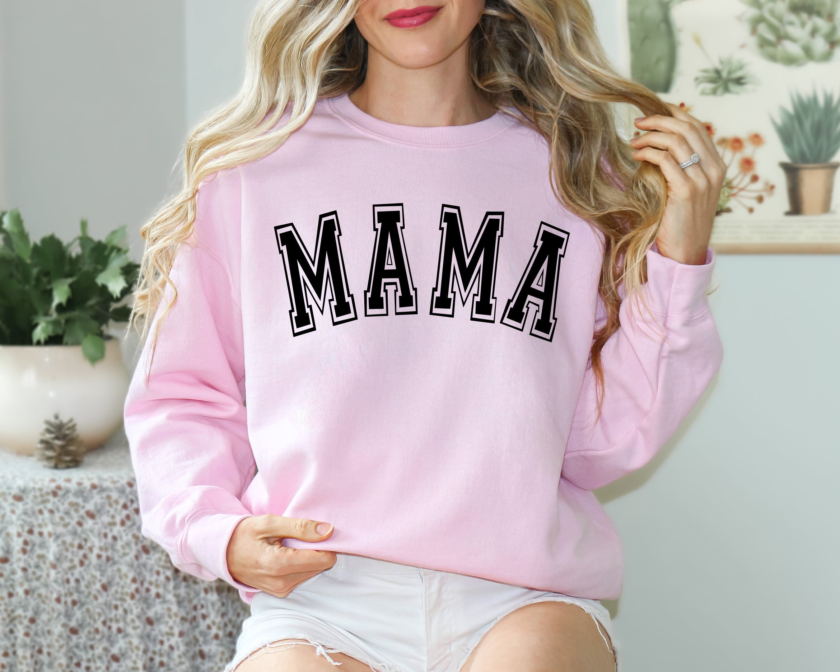 Mama Sweatshirt, Mothers Day Sweatshirt, Mama T-shirt, Retro Boho Mama Shirt, Gift for Mom, Baby Shower Gift, Mom Shirt, Shirt for Mom