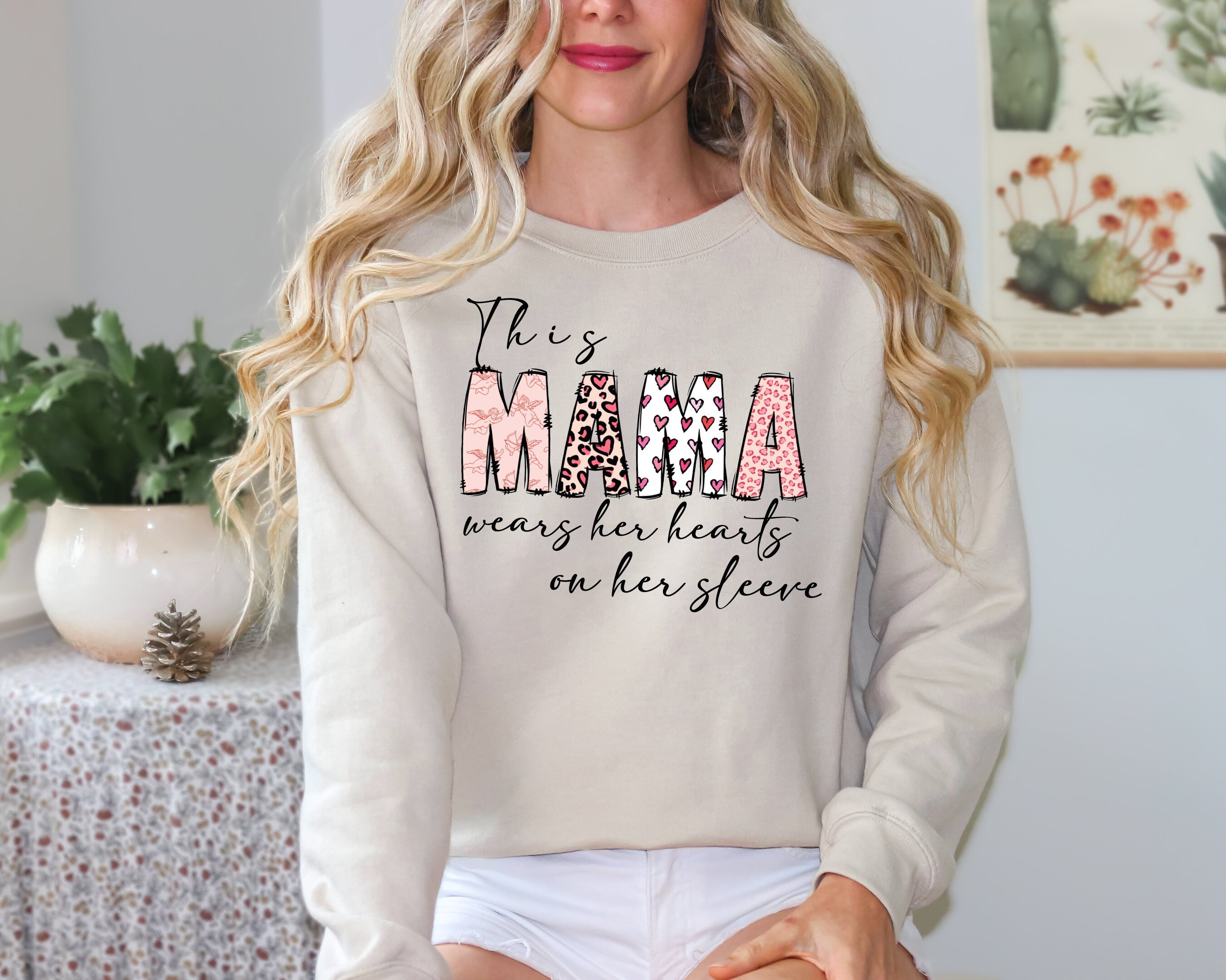 Mama Sweatshirt with Kid Name, Mama Sweatshirt For Valentine's Day Mama Valentines Day Gift, Valentines Day Gigi, Nana Sweatshirt