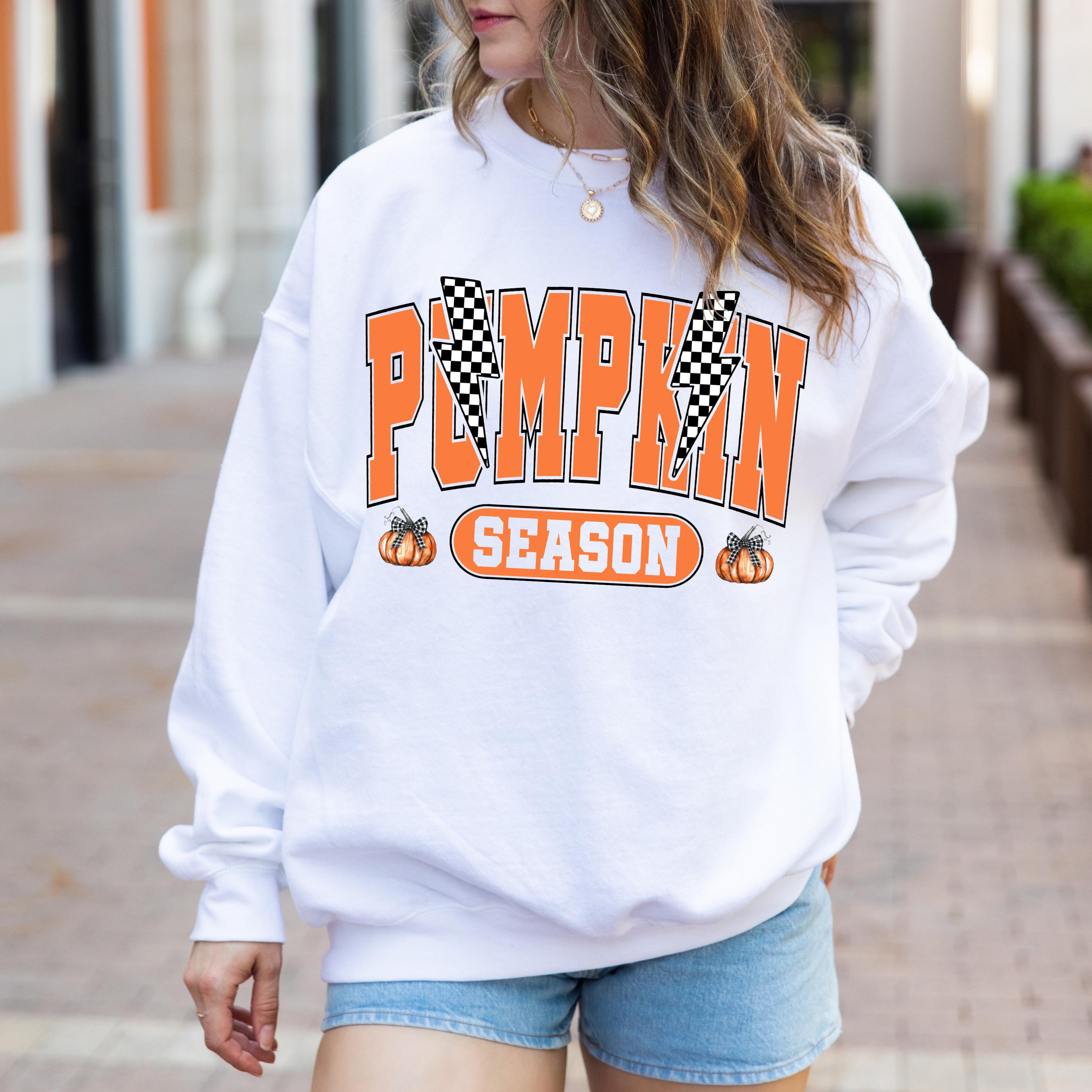 Fall pumpkin season Sweatshirt, Halloween pumpkin Sweatshirt, Vintage Halloween Sweatshirt, Spooky season Sweatshirt,  Fall season