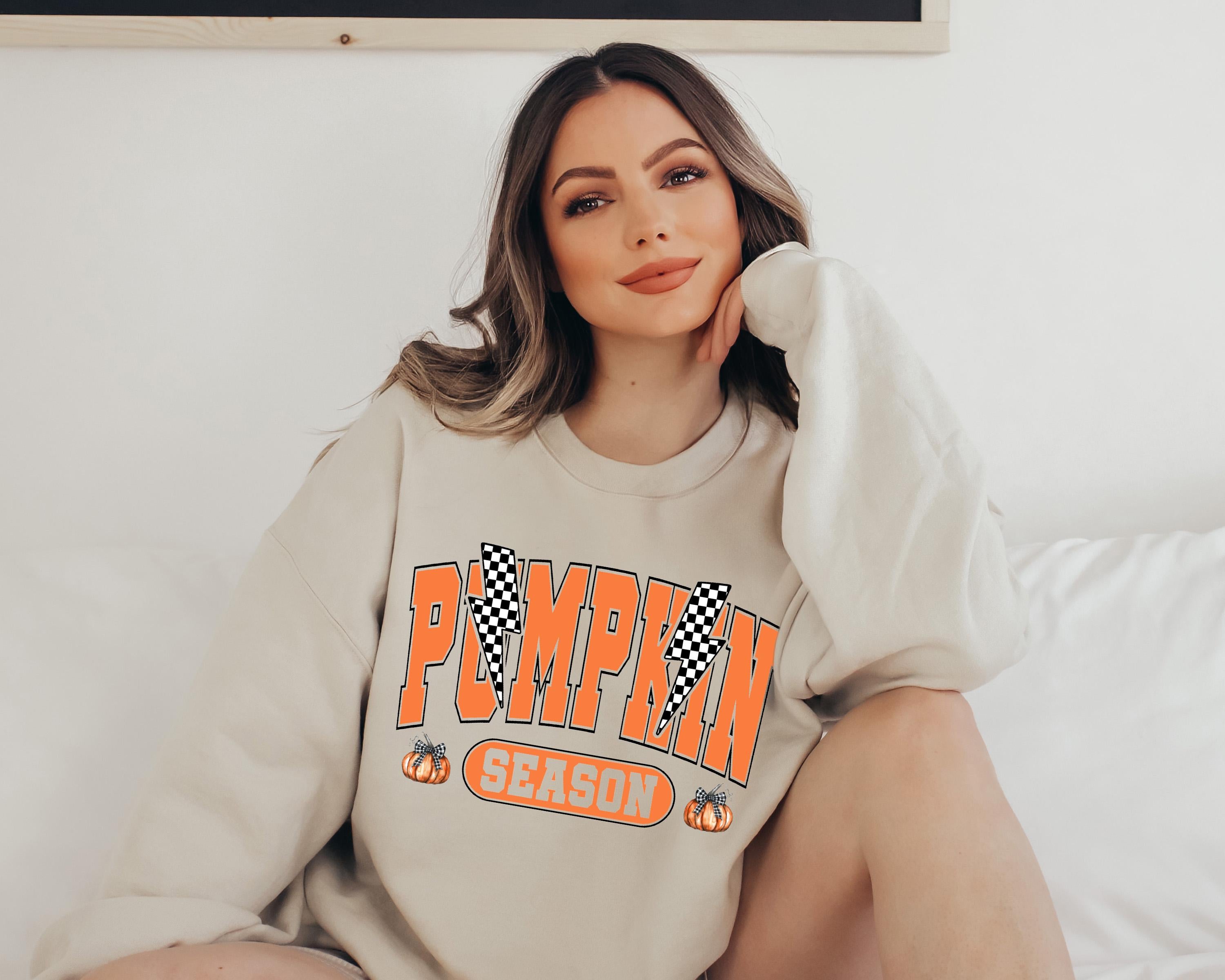 Fall pumpkin season Sweatshirt, Halloween pumpkin Sweatshirt, Vintage Halloween Sweatshirt, Spooky season Sweatshirt,  Fall season
