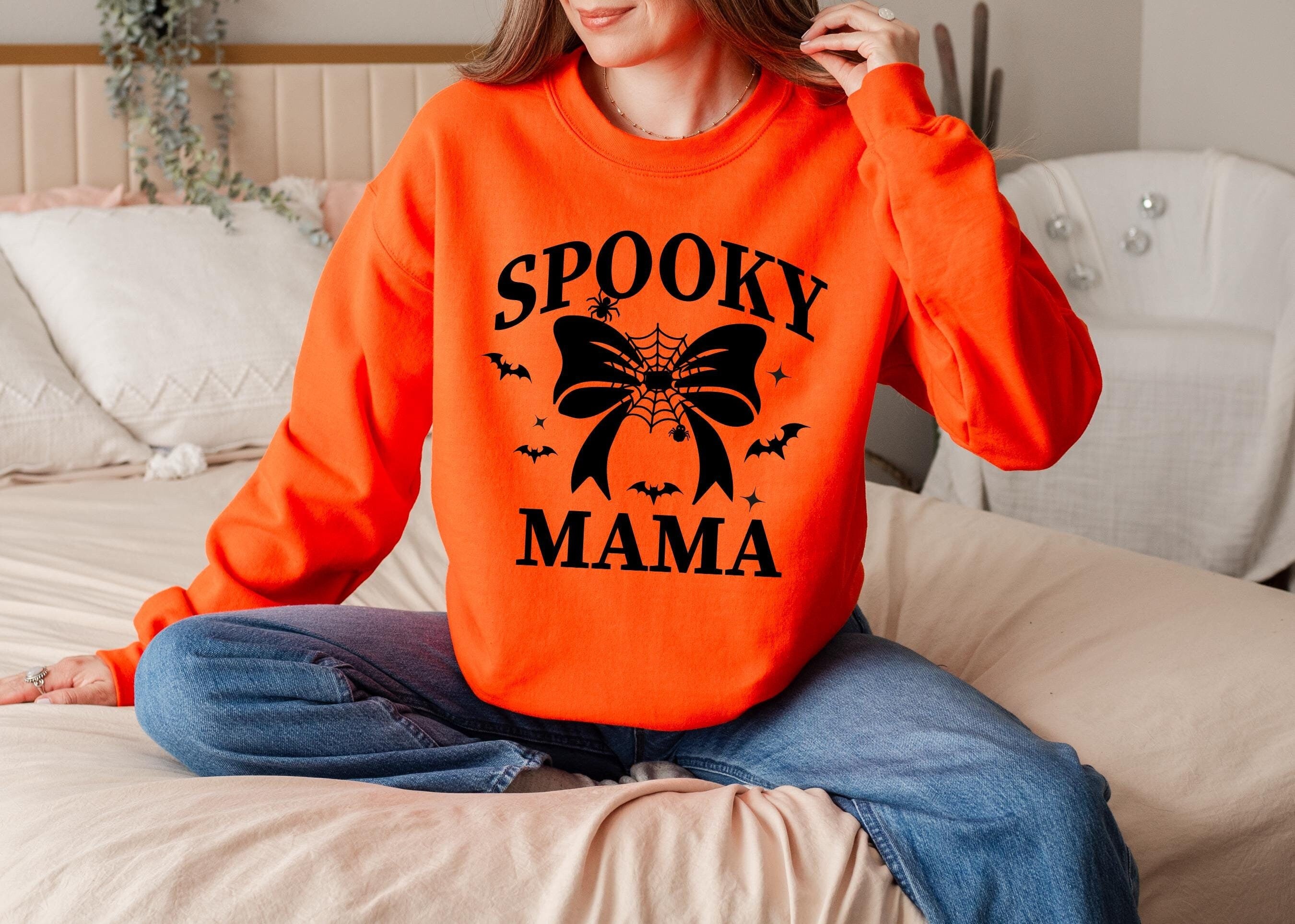Spooky Mama Sweatshirt, Halloween Crewneck Sweatshirt, Bow Sweatshirt, Retro Halloween Sweatshirt, coquette sweatshirt, Halloween Mama gifts