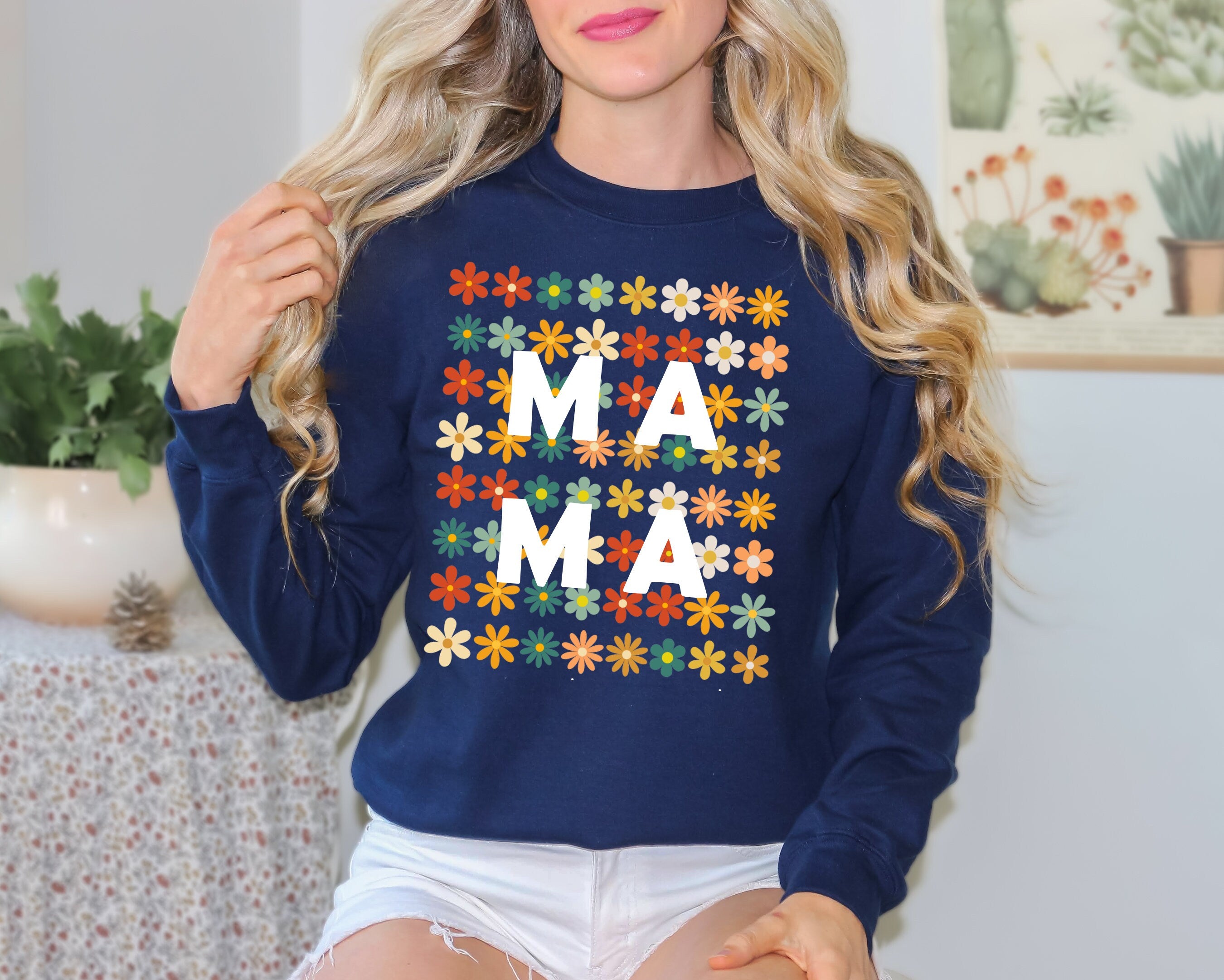 Mama Flower Sweatshirt, Mothers Day, Mama Flower Shirt ,Floral Sweatshirt, Wildflower Print, Gift for Mom, Mom Sweatshirt