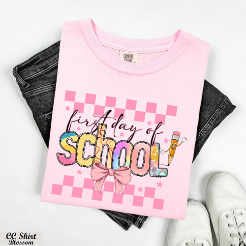Coquette First Day Of School Shirt,Colorful Back to School Shirt,Back to School 1st Grade Tee, Teacher Appreciation Gift,Coquette Bow Tee