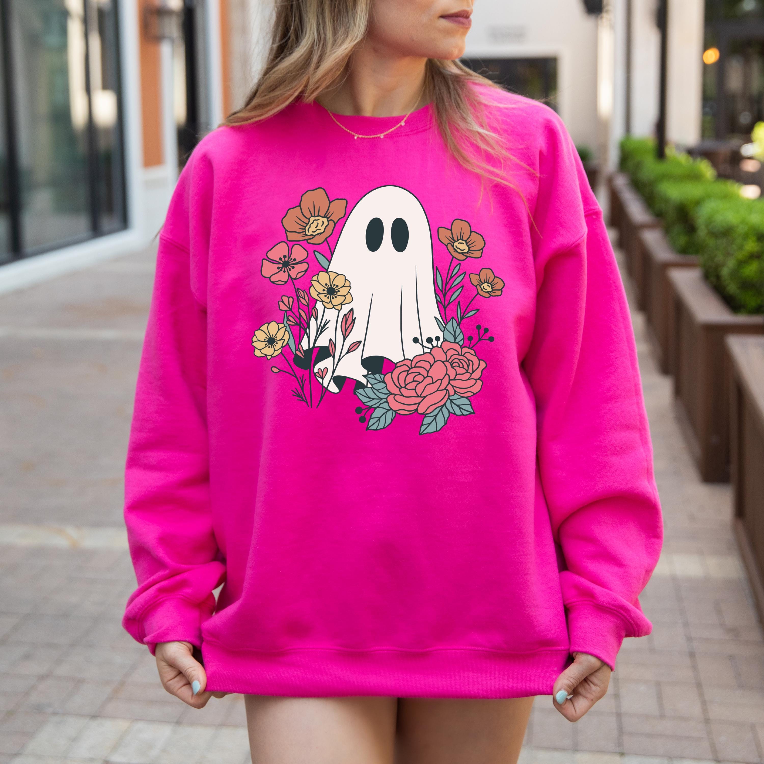 Halloween Ghost With Flowers Sweatshirt, Retro Floral Ghost, Halloween Vibes, Women's Shirt, Vintage Ghost Shirt, Fall Graphic Sweatshirt