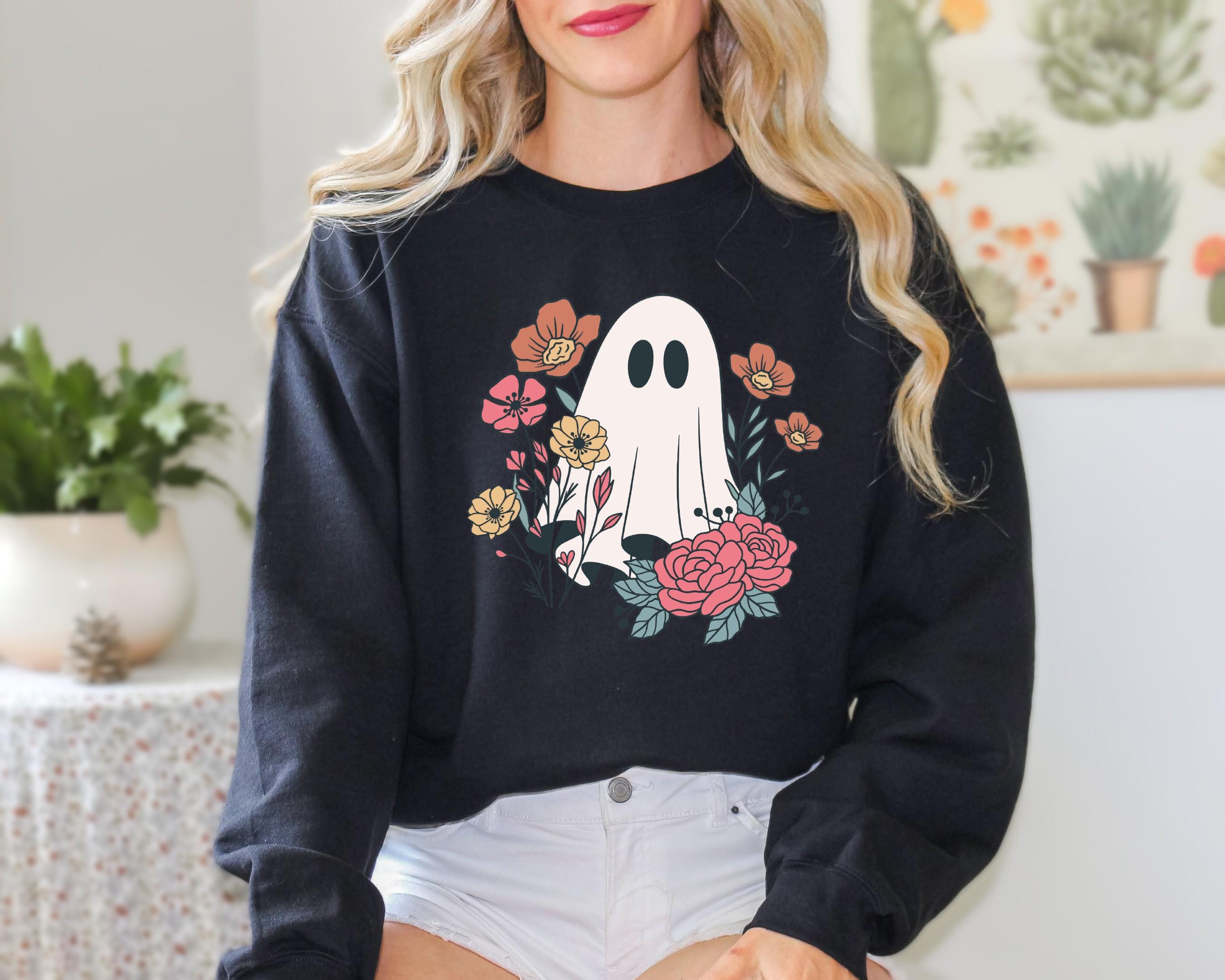 Halloween Ghost With Flowers Sweatshirt, Retro Floral Ghost, Halloween Vibes, Women's Shirt, Vintage Ghost Shirt, Fall Graphic Sweatshirt