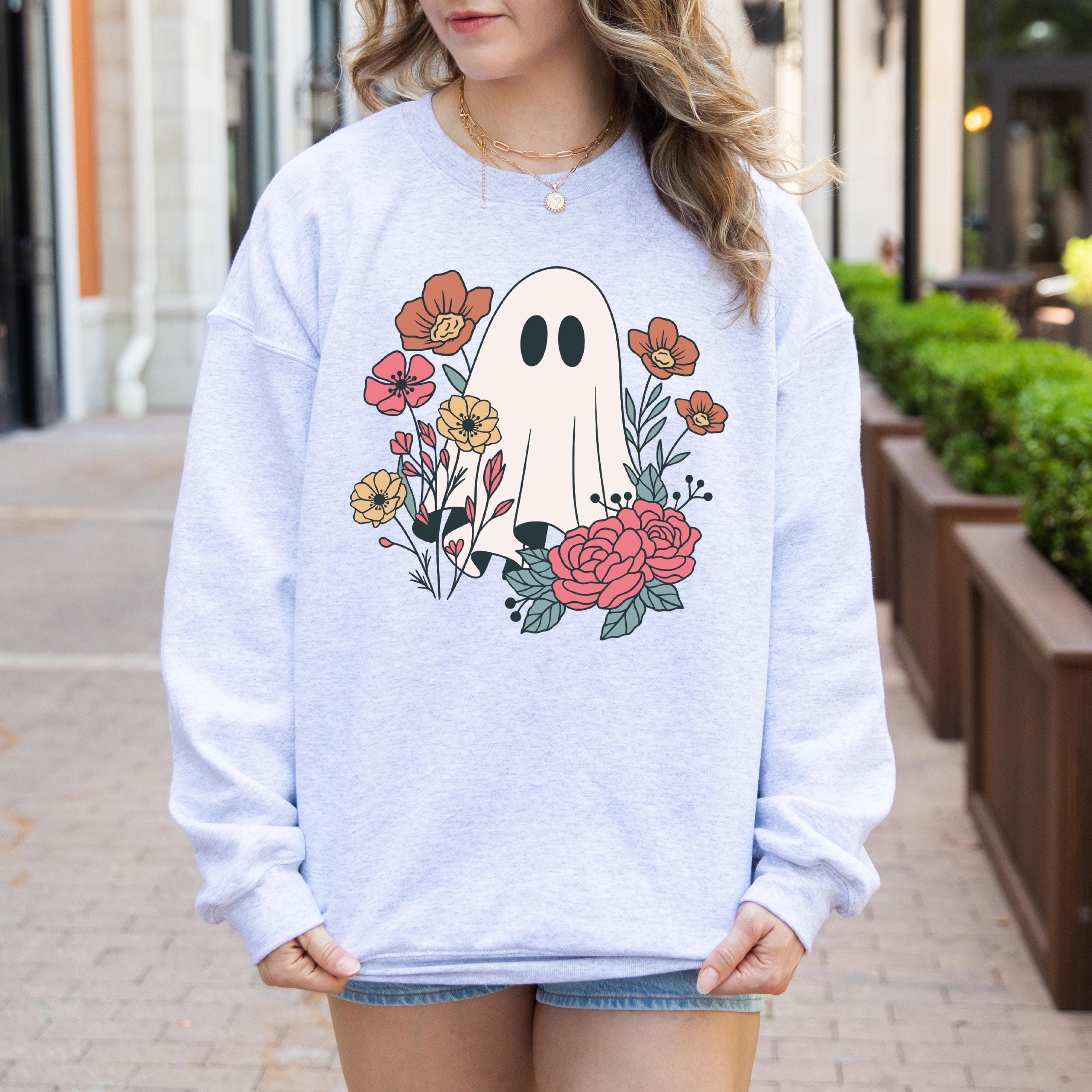 Halloween Ghost With Flowers Sweatshirt, Retro Floral Ghost, Halloween Vibes, Women's Shirt, Vintage Ghost Shirt, Fall Graphic Sweatshirt