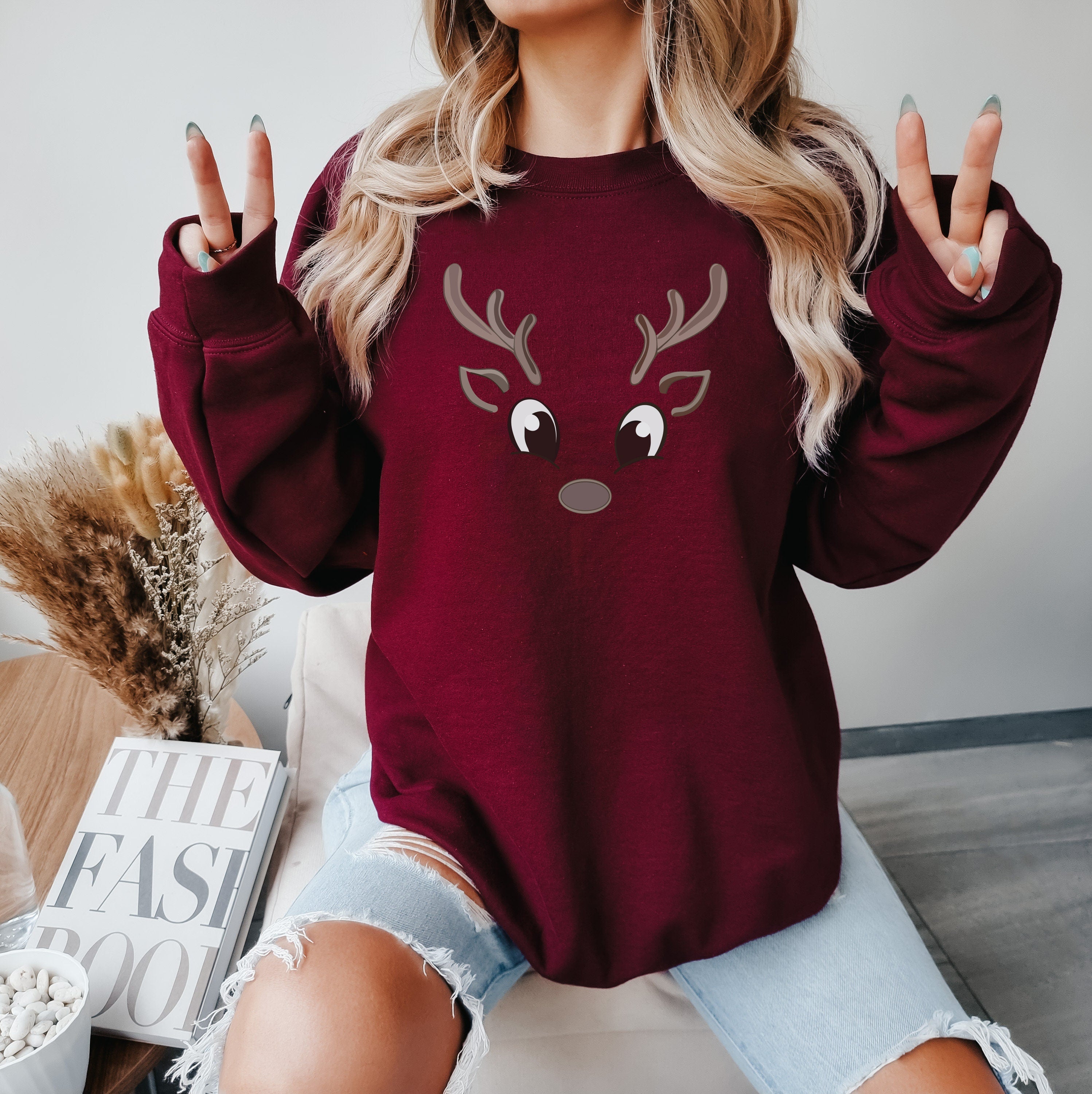 Reindeer Sweatshirt, Couple Christmas sweatshirt, Christmas Apparel, Aesthetic Sweatshirt, Believe Christmas, Merry Christmas Sweatshirt,