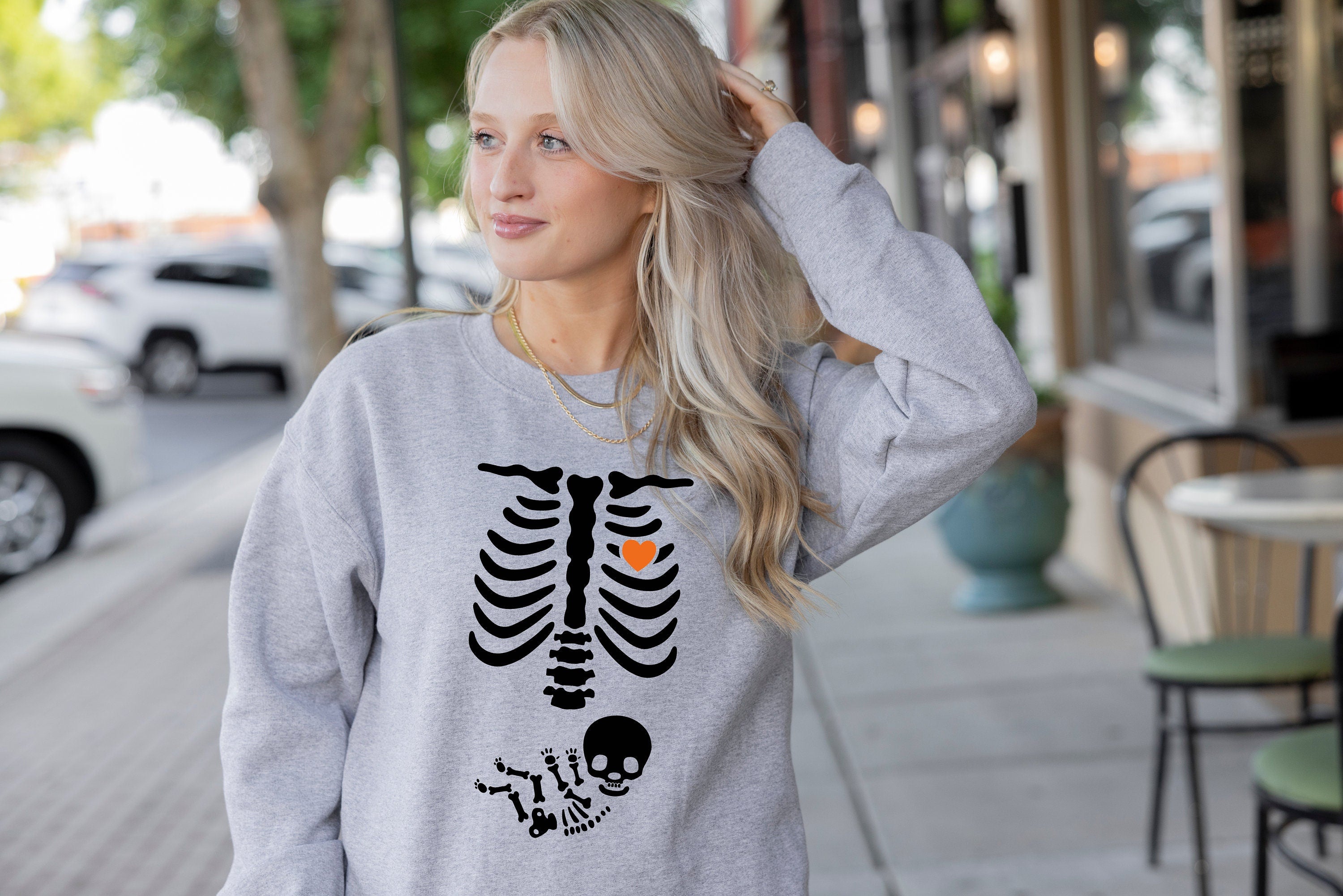 Skeleton Heart baby Sweatshirt, Skeleton Halloween Sweatshirt, Pregnant Women Sweater, Mommy to Be Sweater, Skeleton Baby Halloween Jumper