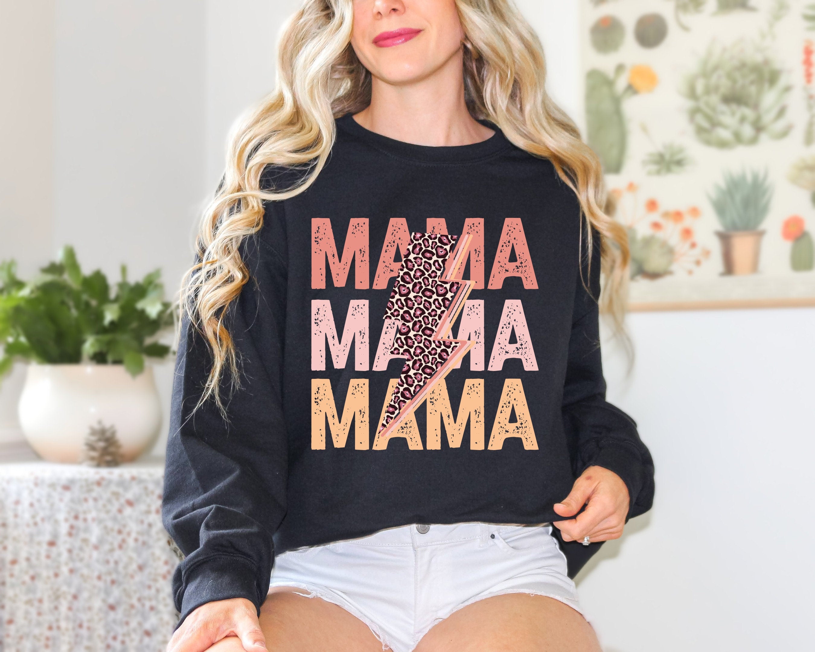 Retro Mama Sweatshirt, Leopard Mama Shirt, Mom Life Shirt,Girl Mama Shirt, Motherhood Shirt,,Mothers Day Gift Cute Mom Shirt,Mama T-shirt