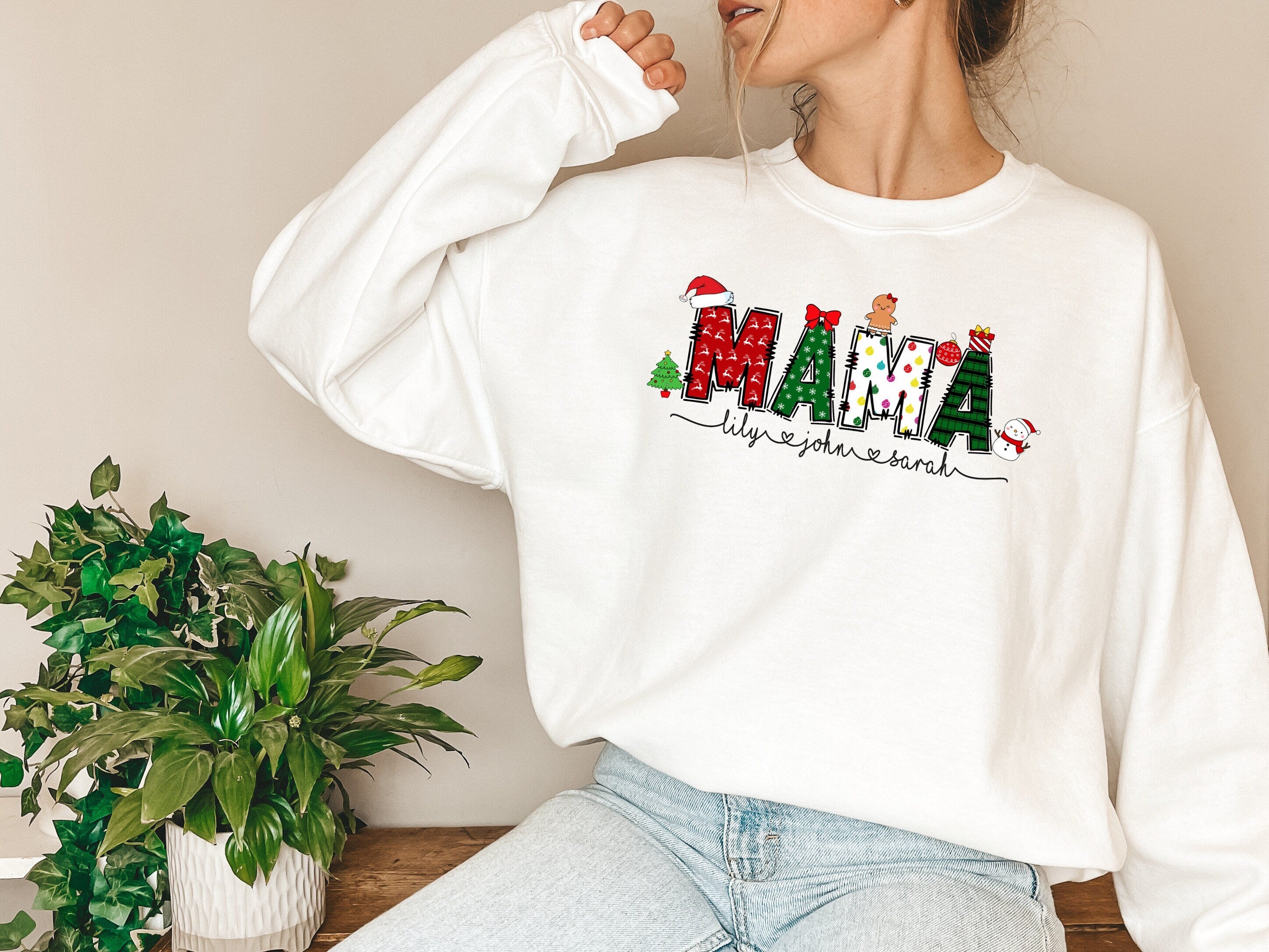 Personalized Christmas Nana Sweatshirt, Grandma Claus Shirt, Custom Kids Name Sweatshirt, Christmas Mama Sweater, Holiday Gift for Grandma