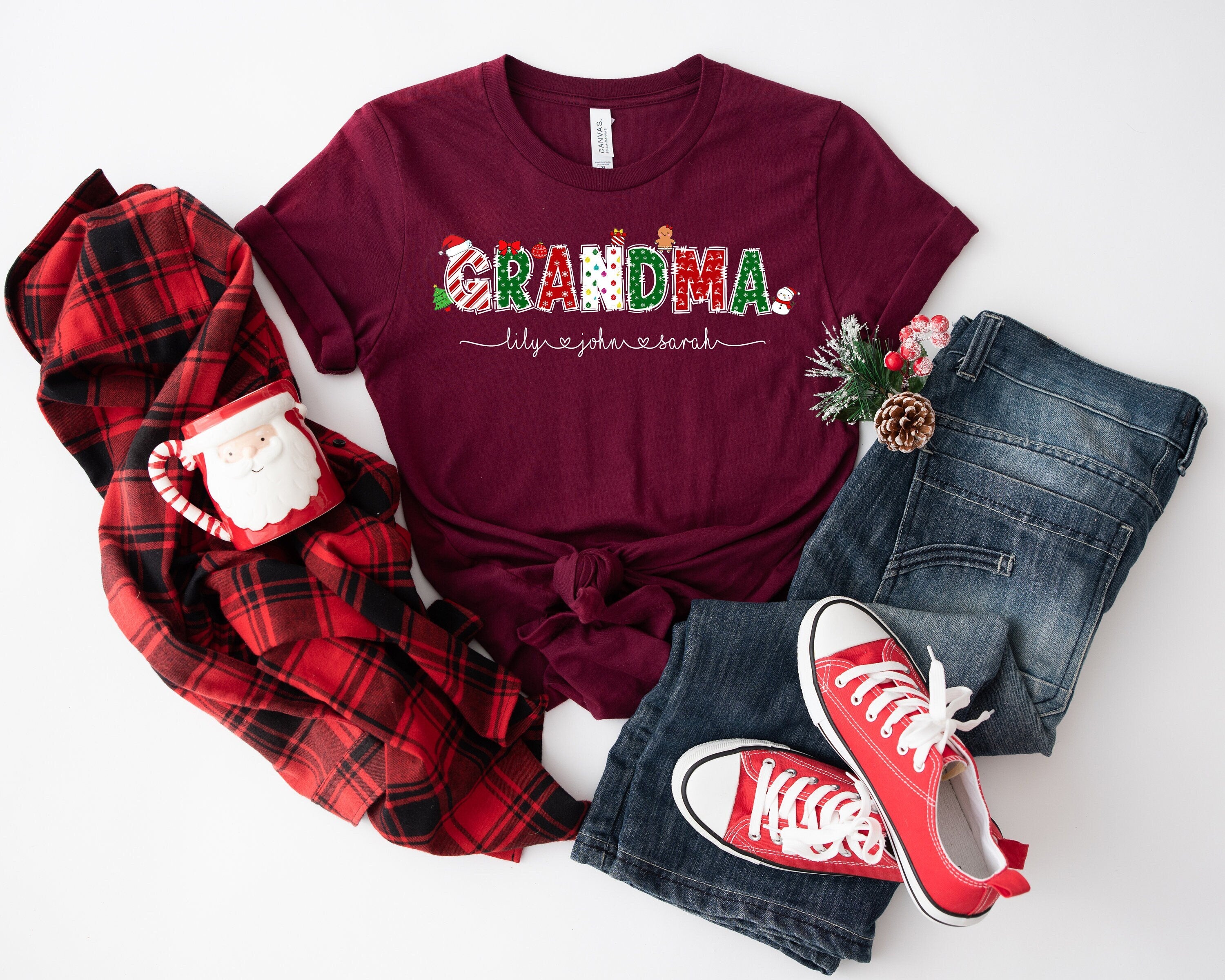 Personalized Christmas Grandma Sweatshirt, Nana Claus Shirt, Custom Kids Name Sweatshirt, Christmas Mama Sweater, Holiday Gift for Nana