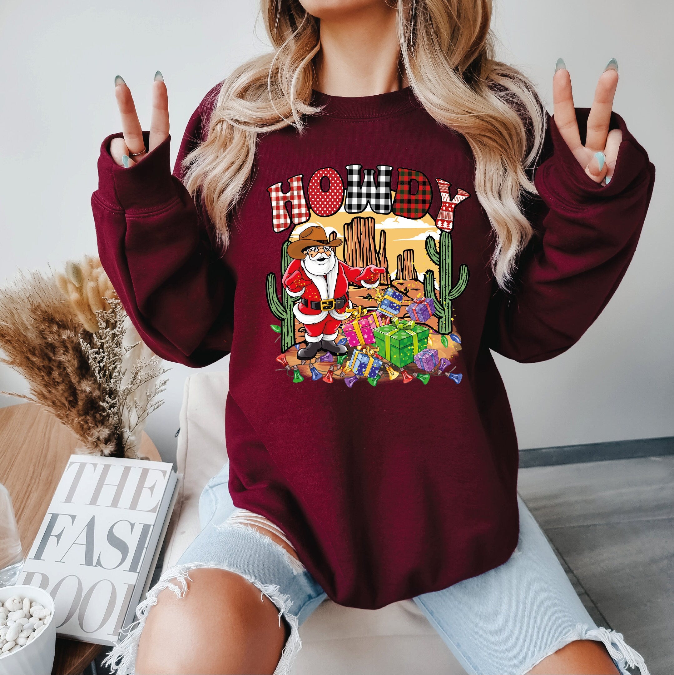 Howdy Christmas Sweatshirt, Retro Howdy Santa Sweatshirt, Country Sweatshirt, Christmas Cowboy Sweatshirt, Retro Christmas Sweatshirt