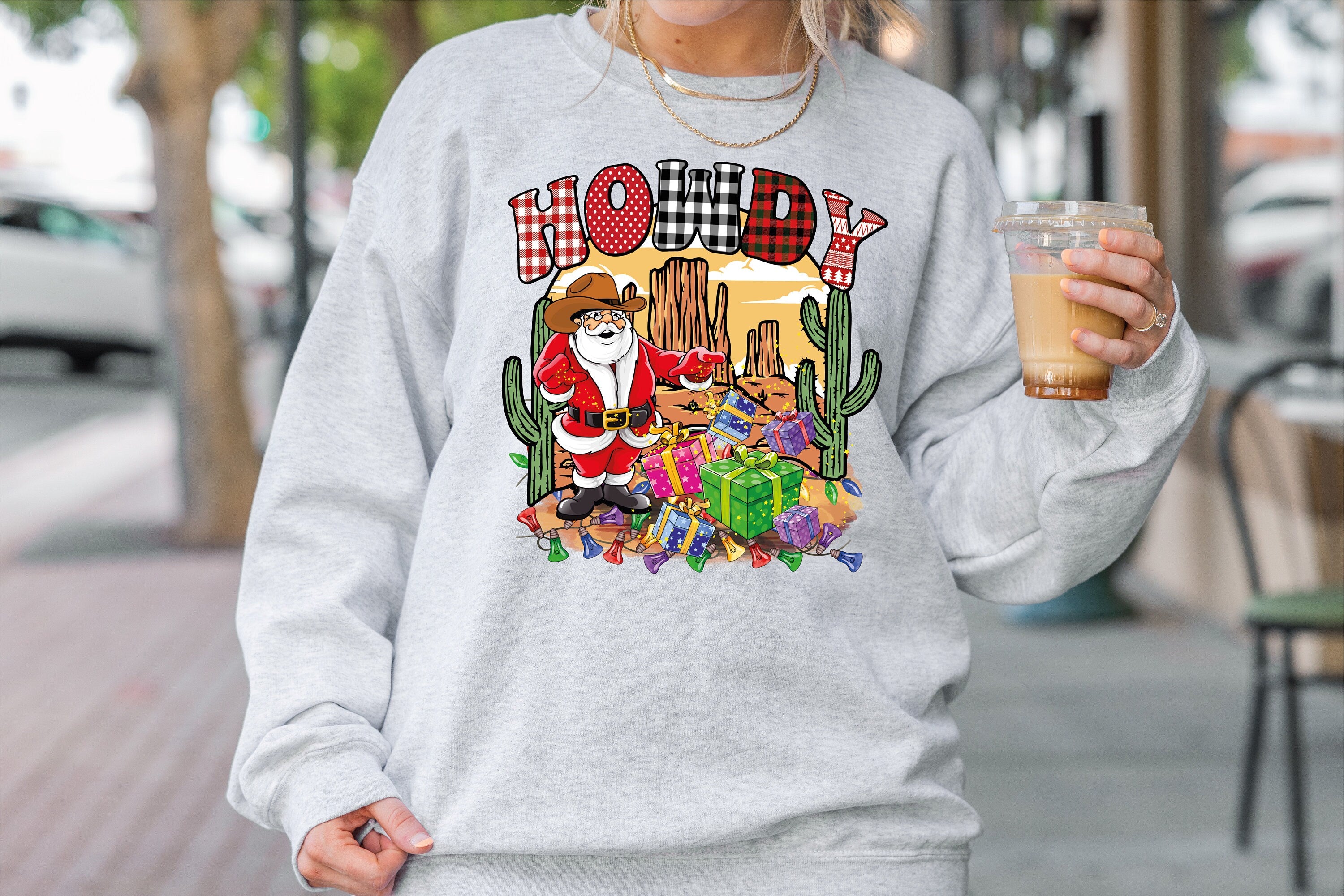 Howdy Christmas Sweatshirt, Retro Howdy Santa Sweatshirt, Country Sweatshirt, Christmas Cowboy Sweatshirt, Retro Christmas Sweatshirt