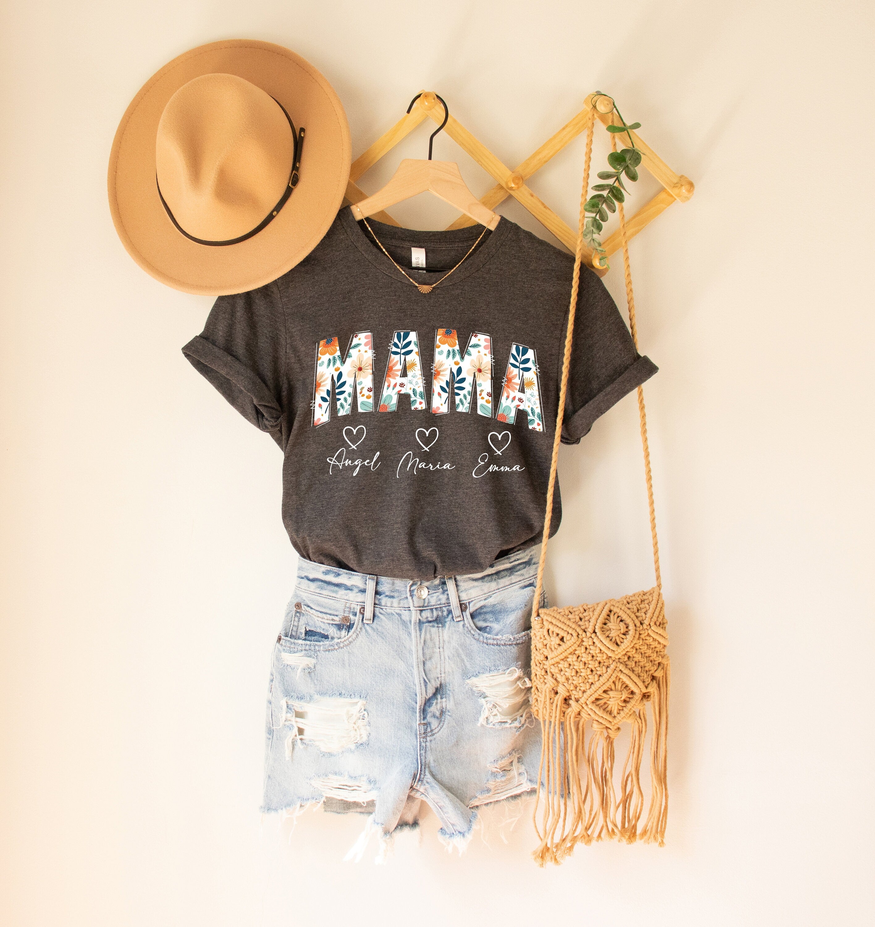 Custom Mama Shirt, Mom Shirt With Names, Mother's Day Shirt, Mama With Children Names Tee, Mom Shirt, Mother's Day Gift, Trendy Mom