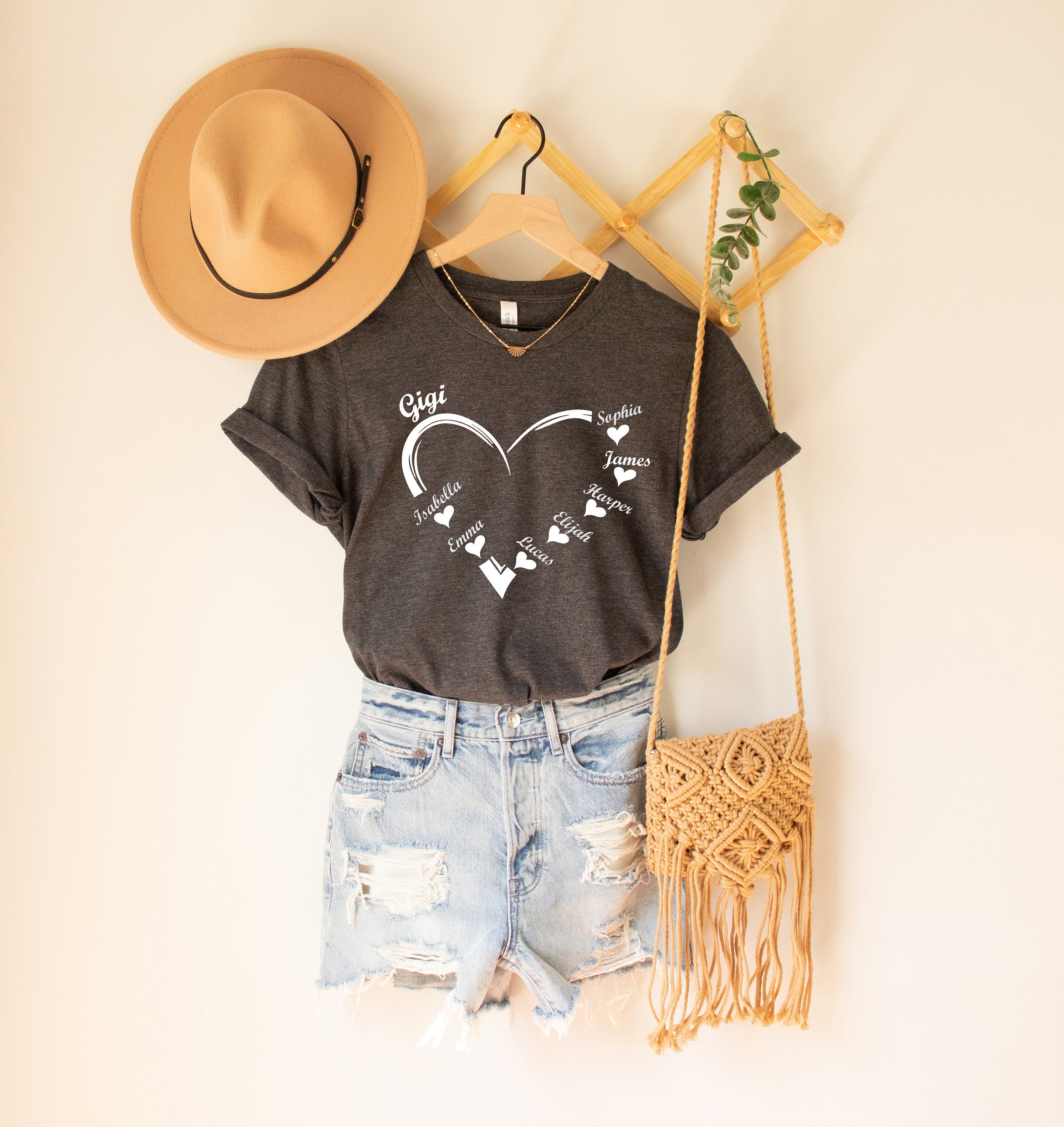 Custom Mama Heart Shirt, Mama Shirt with Kids Name, Mom Shirt, Custom Mother's Day Gift, Personalized Mom Shirt, Mom Heart Shirt