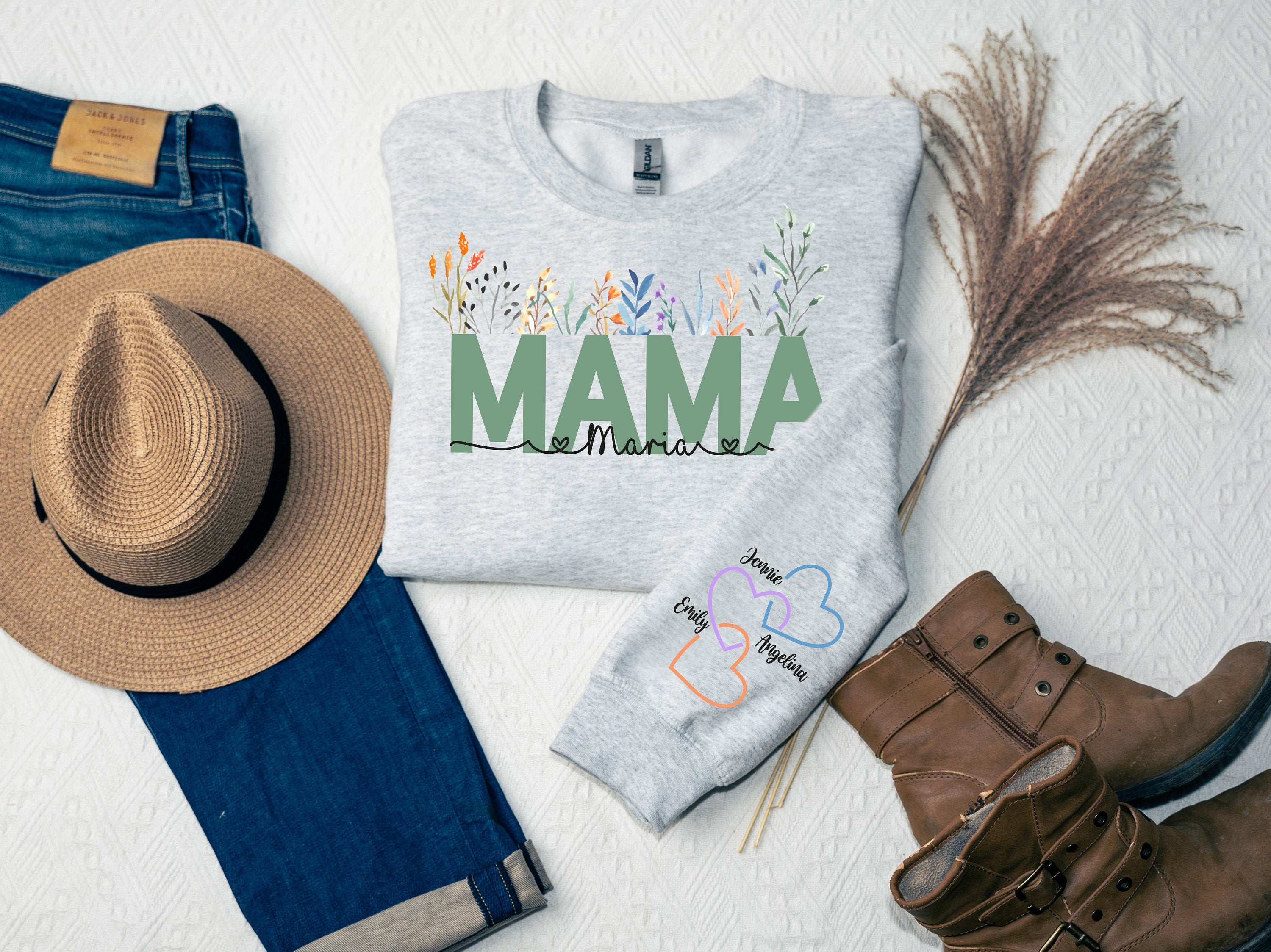 Custom Mama Sweatshirt and Children Name on Sleeve,Wildflower Mama Sweatshirt,Ladies long Sleeve,Gift for Mom, Floral Mom Shirt,Gift for Mom