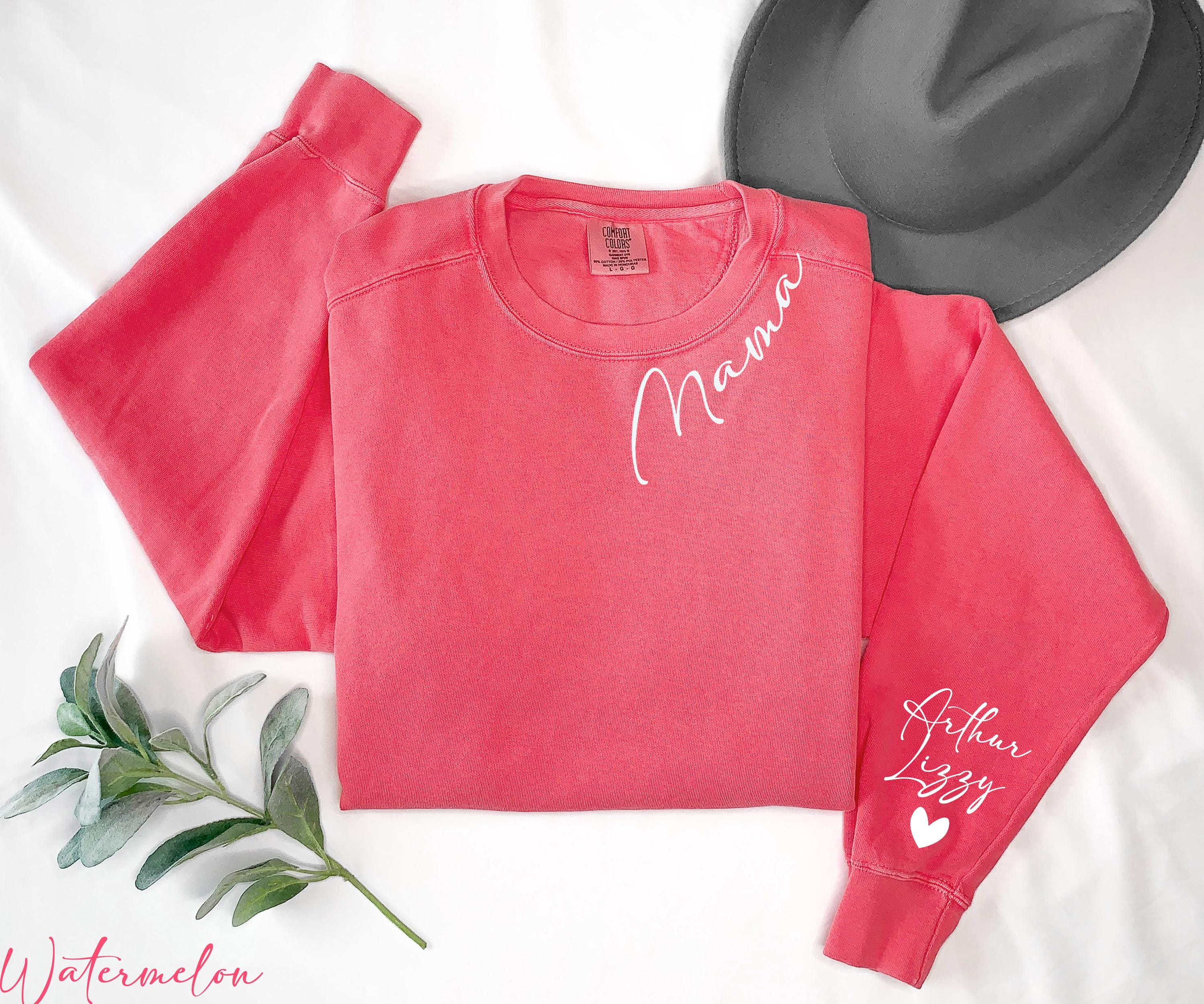 Custom Mama Sweatshirt With Kid Name On Sleeve, Personalized Mom Sweatshirt, Minimalist Momma Sweater, Custom Mama Sweater, Mom Gifts