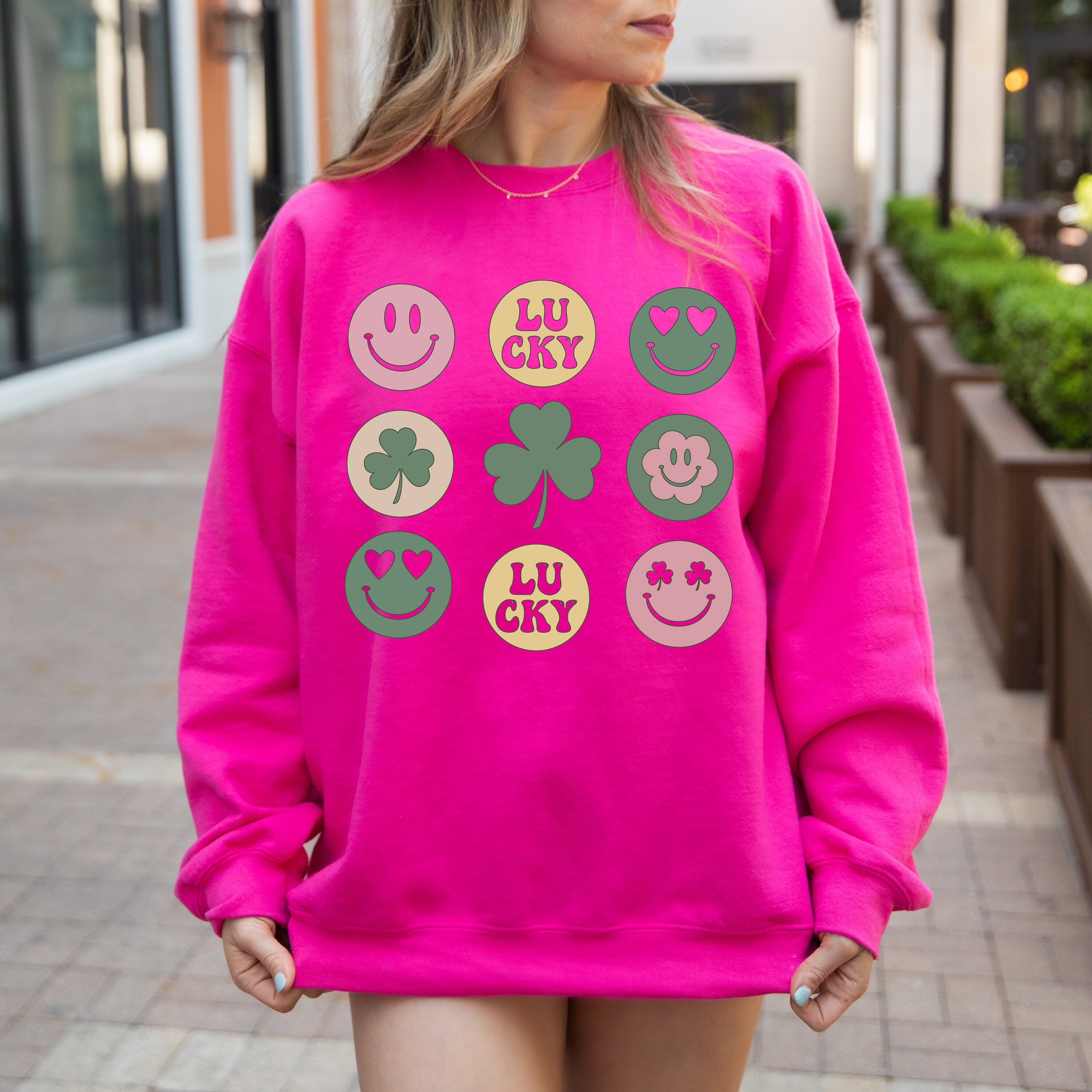 Lucky Sweatshirt ,Saint Patrick's Pullover, St Patty's Sweatshirt,St Patricks Day Sweatshirt,Trendy St Patricks Day Crewneck,Holiday Sweater
