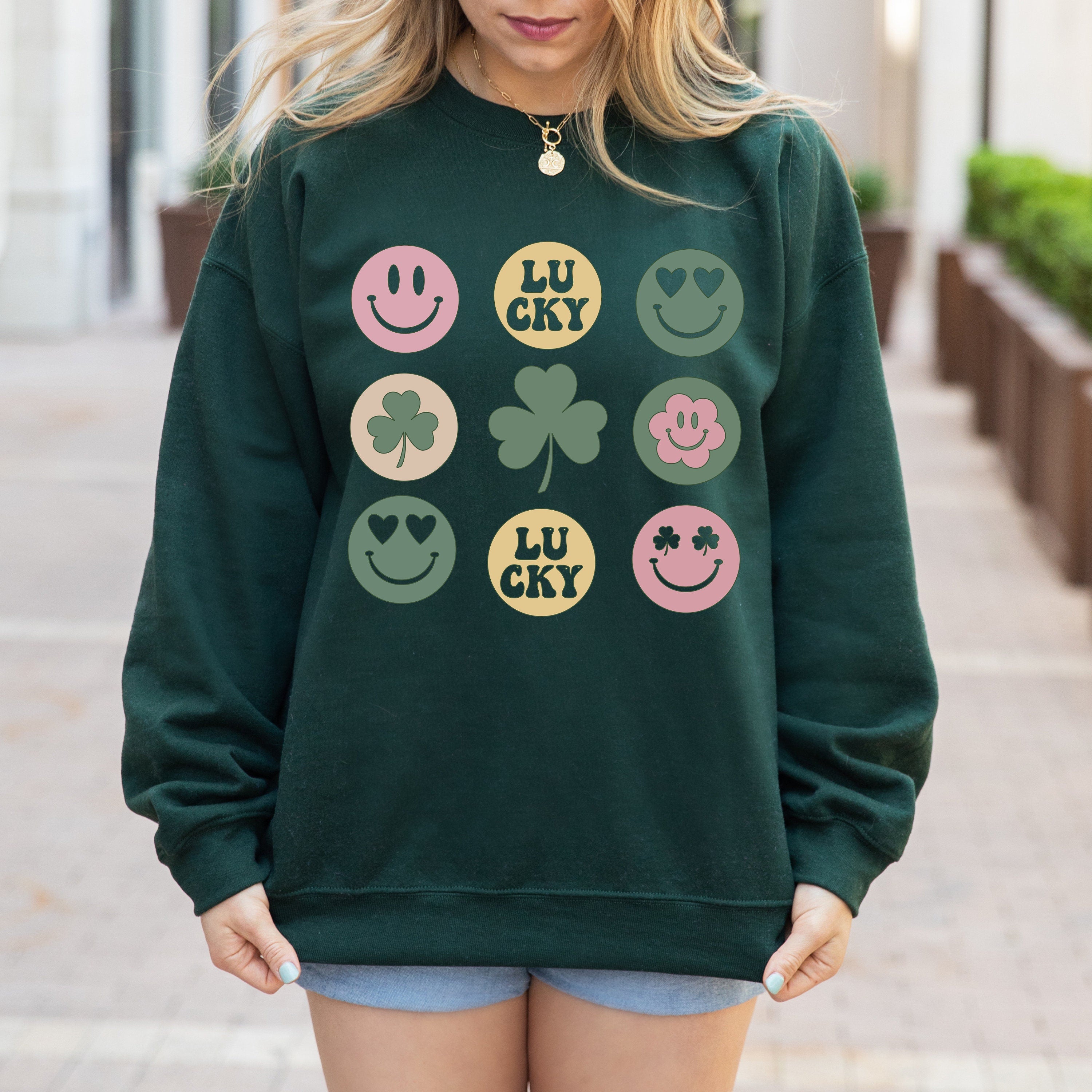 Lucky Sweatshirt ,Saint Patrick's Pullover, St Patty's Sweatshirt,St Patricks Day Sweatshirt,Trendy St Patricks Day Crewneck,Holiday Sweater