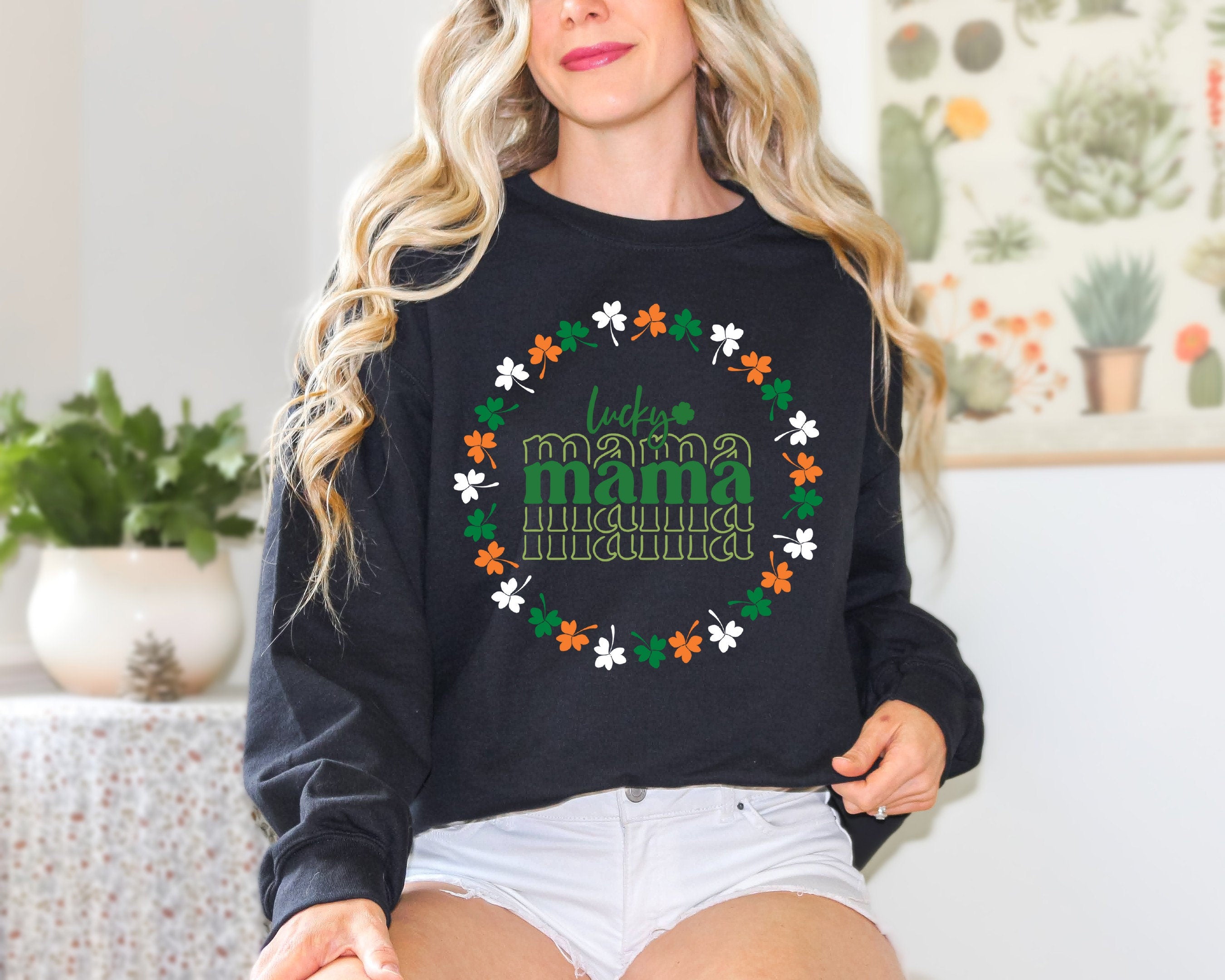 Lucky Mama Sweatshirt ,Collegiate Crewneck Sweater St Patty's Sweatshirt,St Patricks Day Sweatshirt,Trendy St Patricks Day Crewneck