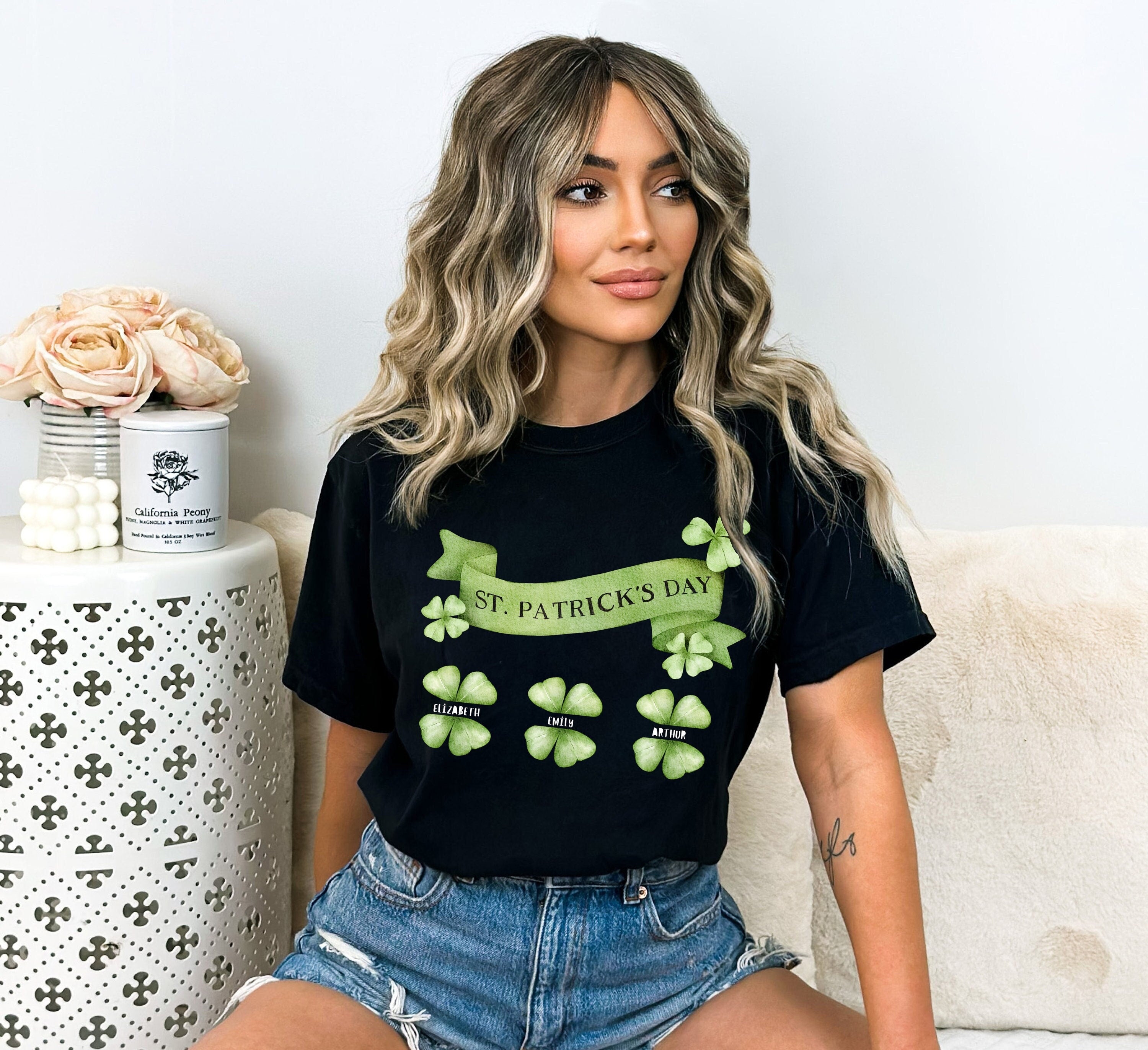 St Patrick's Day Personalized Last Name Shirt, Shamrock shirt, Personalized Shamrock Gift Tshirt,Irish Clover Tee,Cute Shamrock Crew Neck