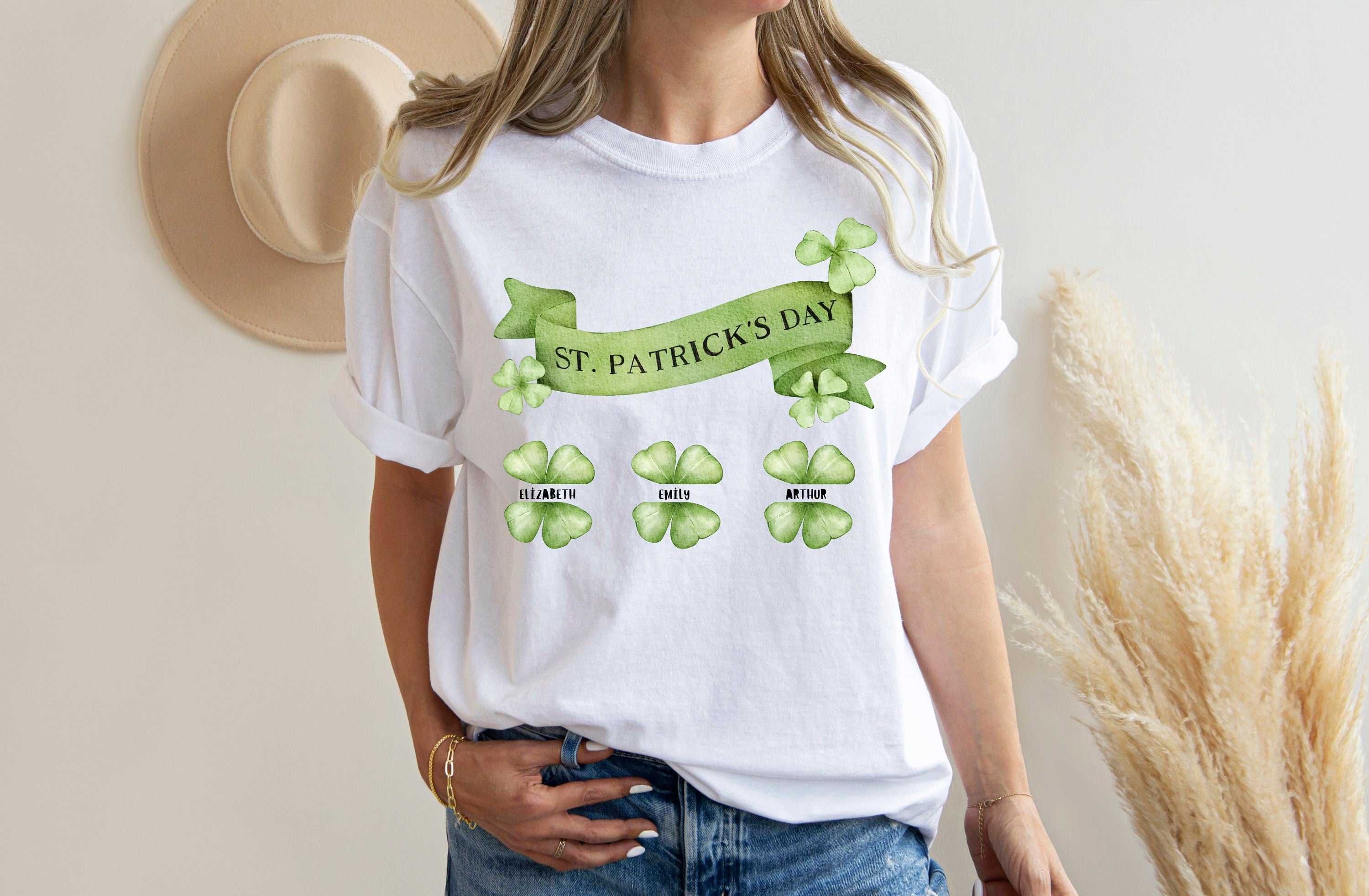 St Patrick's Day Personalized Last Name Shirt, Shamrock shirt, Personalized Shamrock Gift Tshirt,Irish Clover Tee,Cute Shamrock Crew Neck