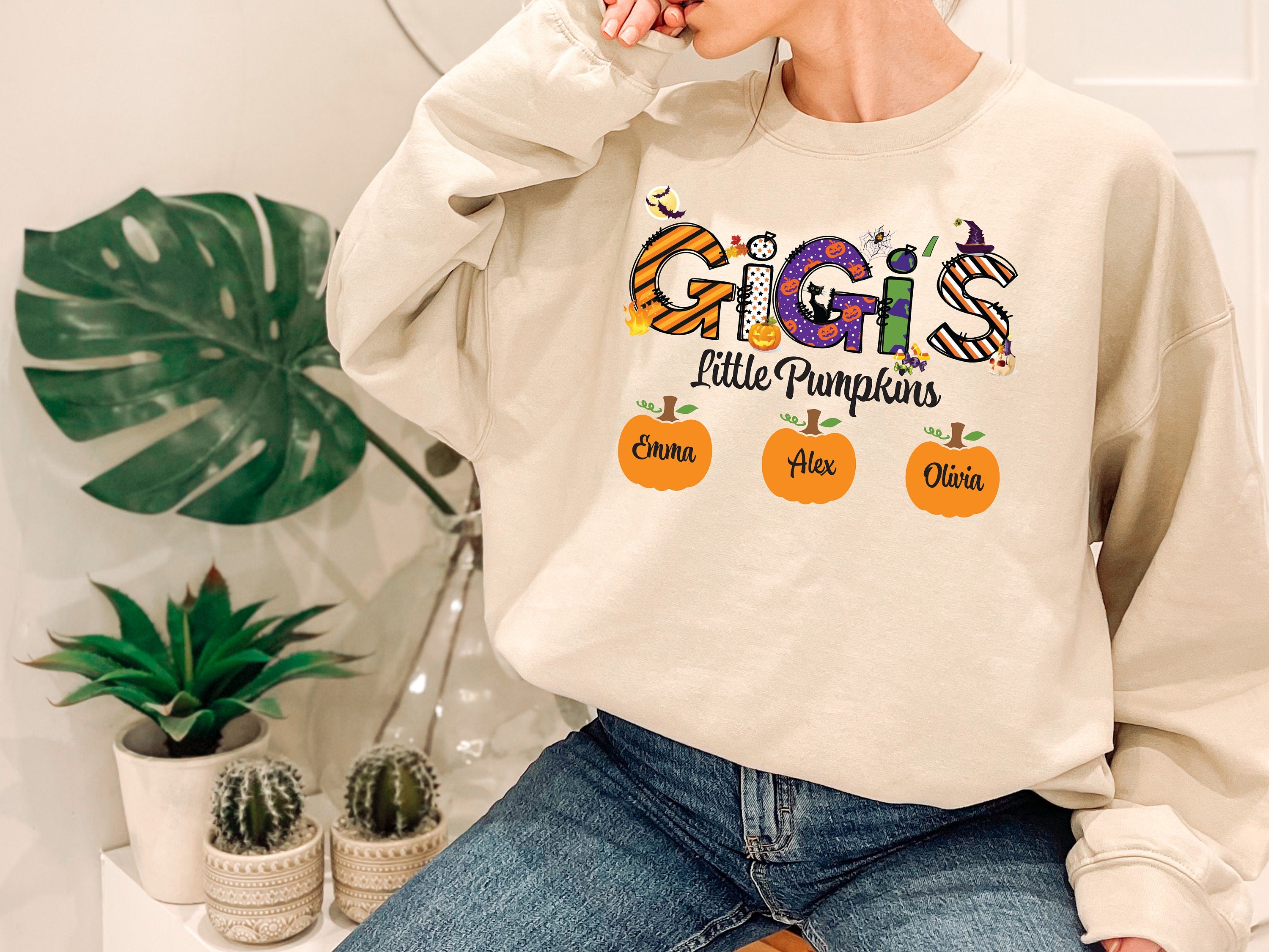 Custom Nickname Grandma,Nana,Mimi,Mom,Gigi Sweatshirt for Autumn,Grandma Sweatshirt With Grandkids Names,Fall Custom Nickname,Family Pumpkin